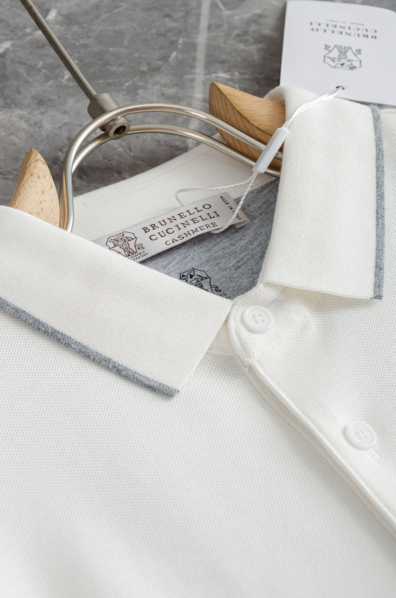 BC 2025FW秋冬新品 轻奢男士翻领长袖T恤衫#精选客供进口100%棉采用高密度工艺打造而成，手感细