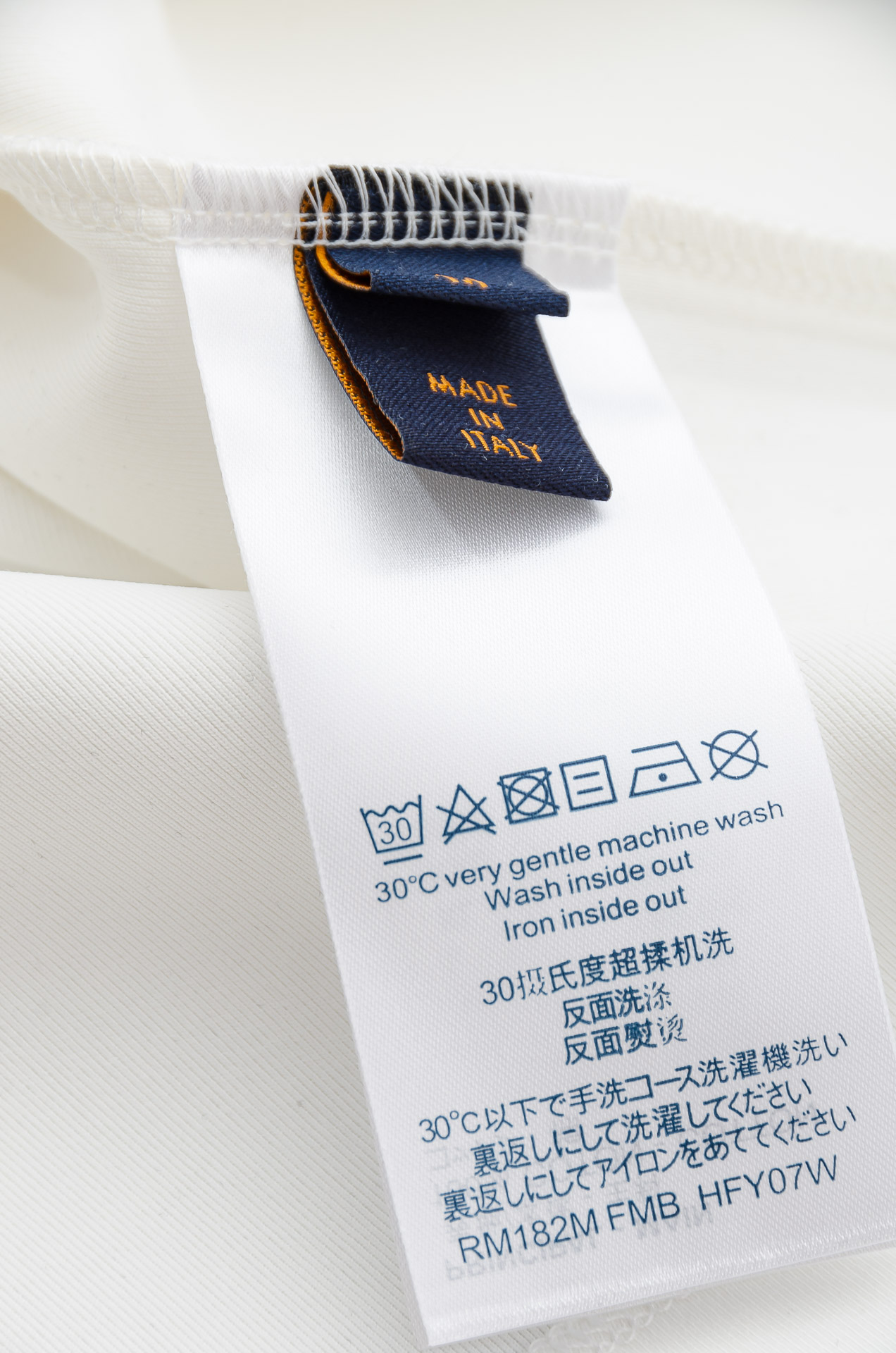 🌾 L/V2026秋冬太空棉字母刺绣logo时尚百搭打底圆领短袖衫，精致工艺专柜面料，顶级元素融合打造，