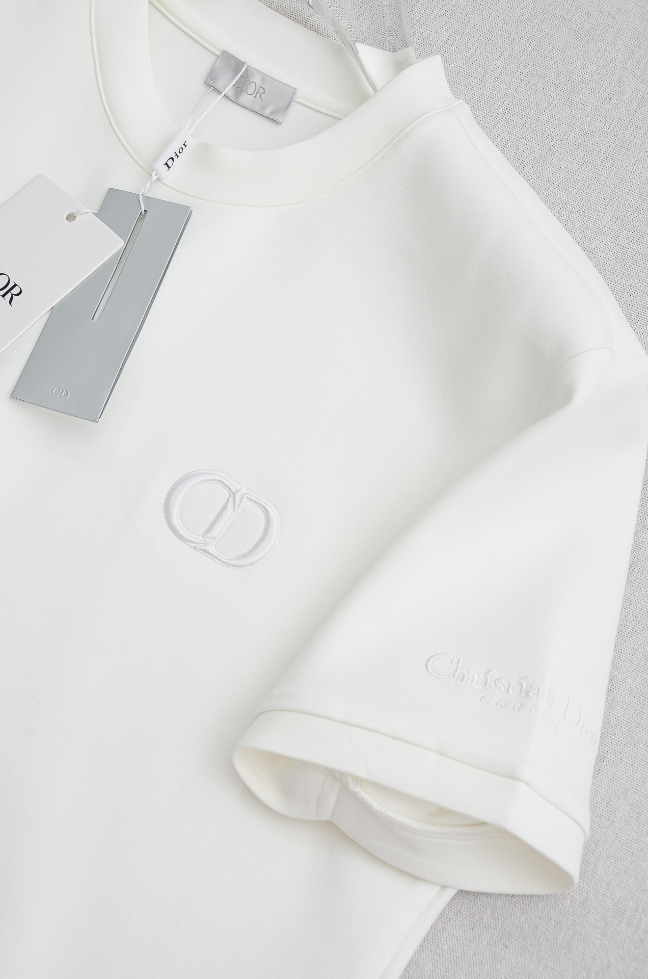 🌾 Di#or迪/奥2026秋冬太空棉字母刺绣logo时尚百搭打底圆领短袖衫，精致工艺专柜面料，顶级元素