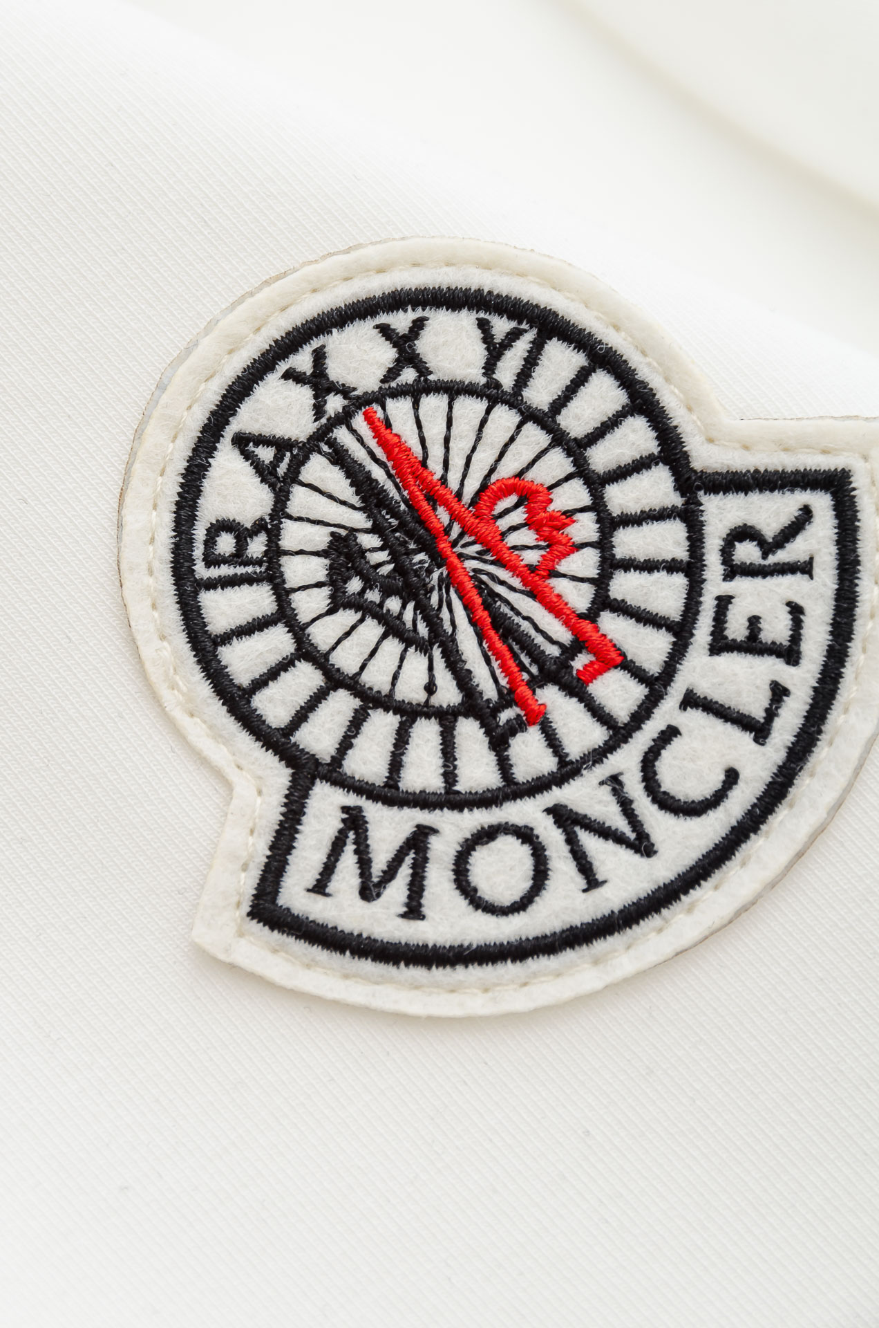 🌾 MON#CLER 蒙/口2026秋冬太空棉字母刺绣logo时尚百搭打底圆领短袖衫，精致工艺专柜面料，