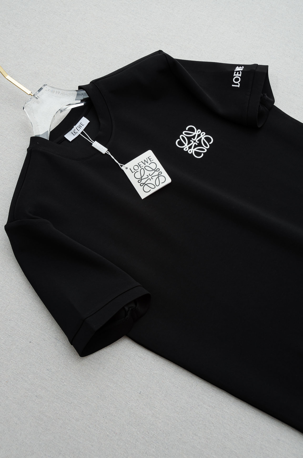 🌾 LOE#WE 罗意/威2026秋冬太空棉字母刺绣logo时尚百搭打底圆领短袖衫，精致工艺专柜面料，顶