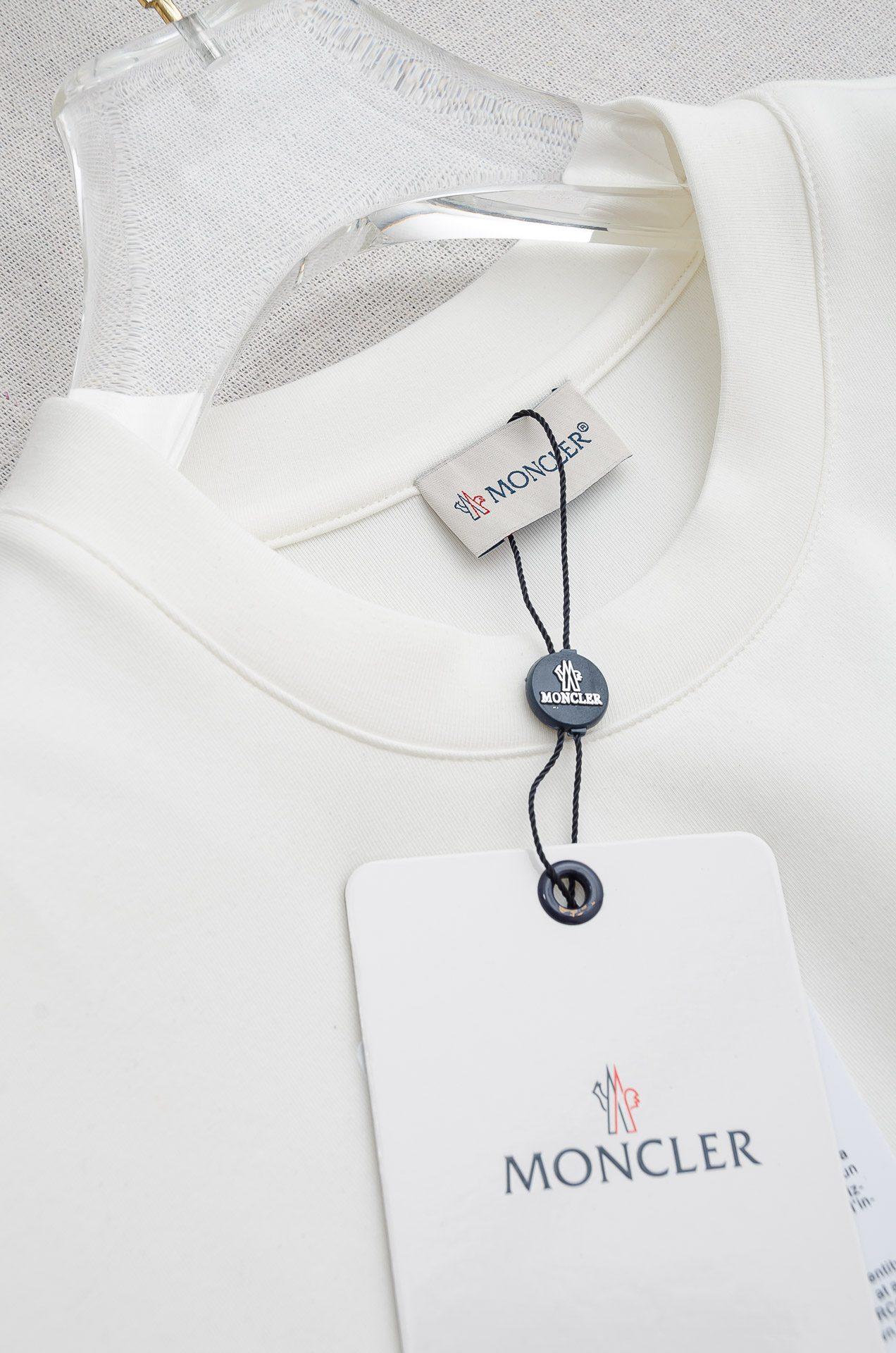 🌾 MON#CLER 蒙/口2026秋冬太空棉字母刺绣logo时尚百搭打底圆领短袖衫，精致工艺专柜面料，