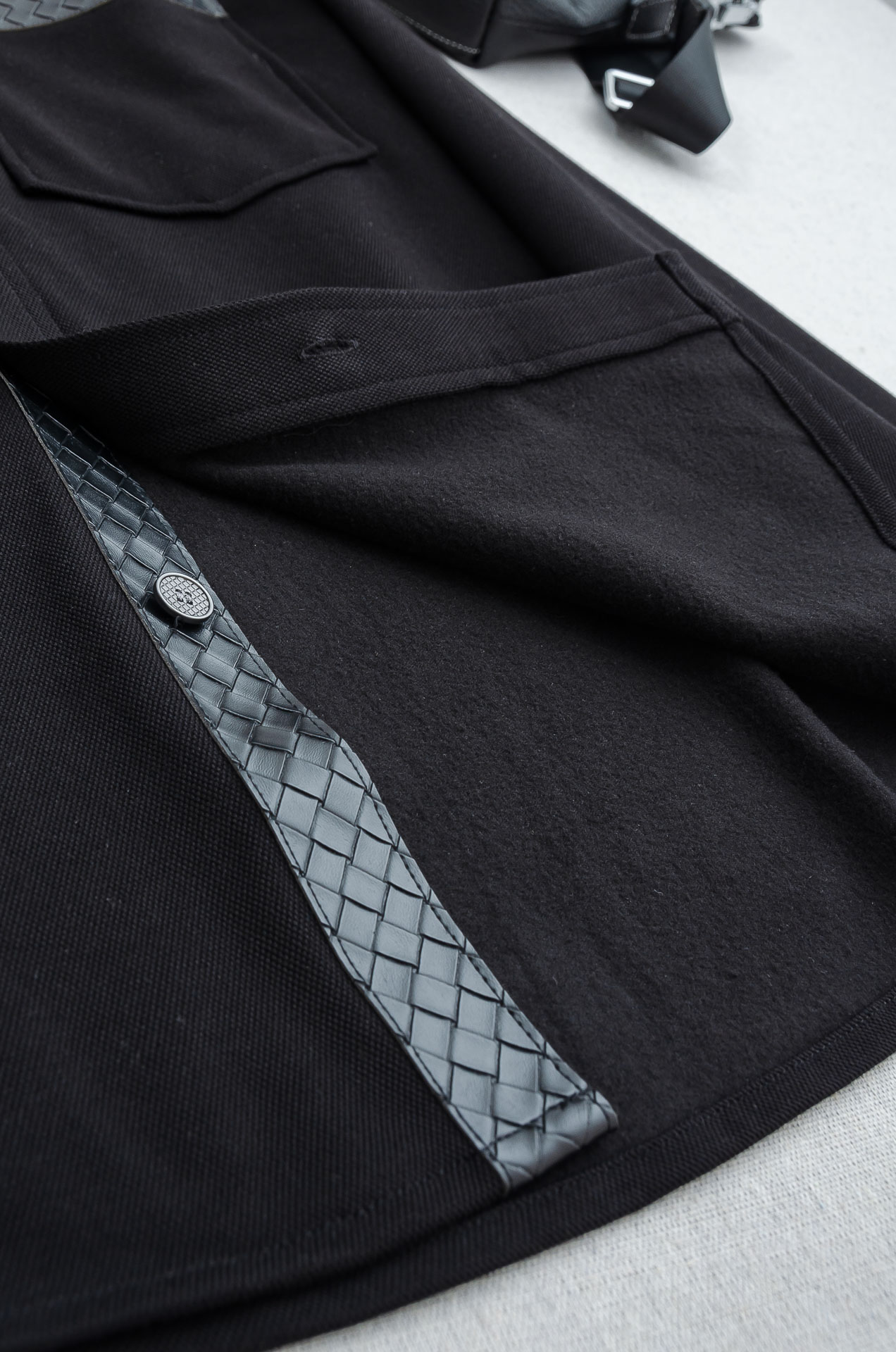 BV2025FW秋冬最新珠地棉加绒立体剪裁男士长袖衬衫#整体触感舒适有质感，尽管面料看似轻薄却富有特别的