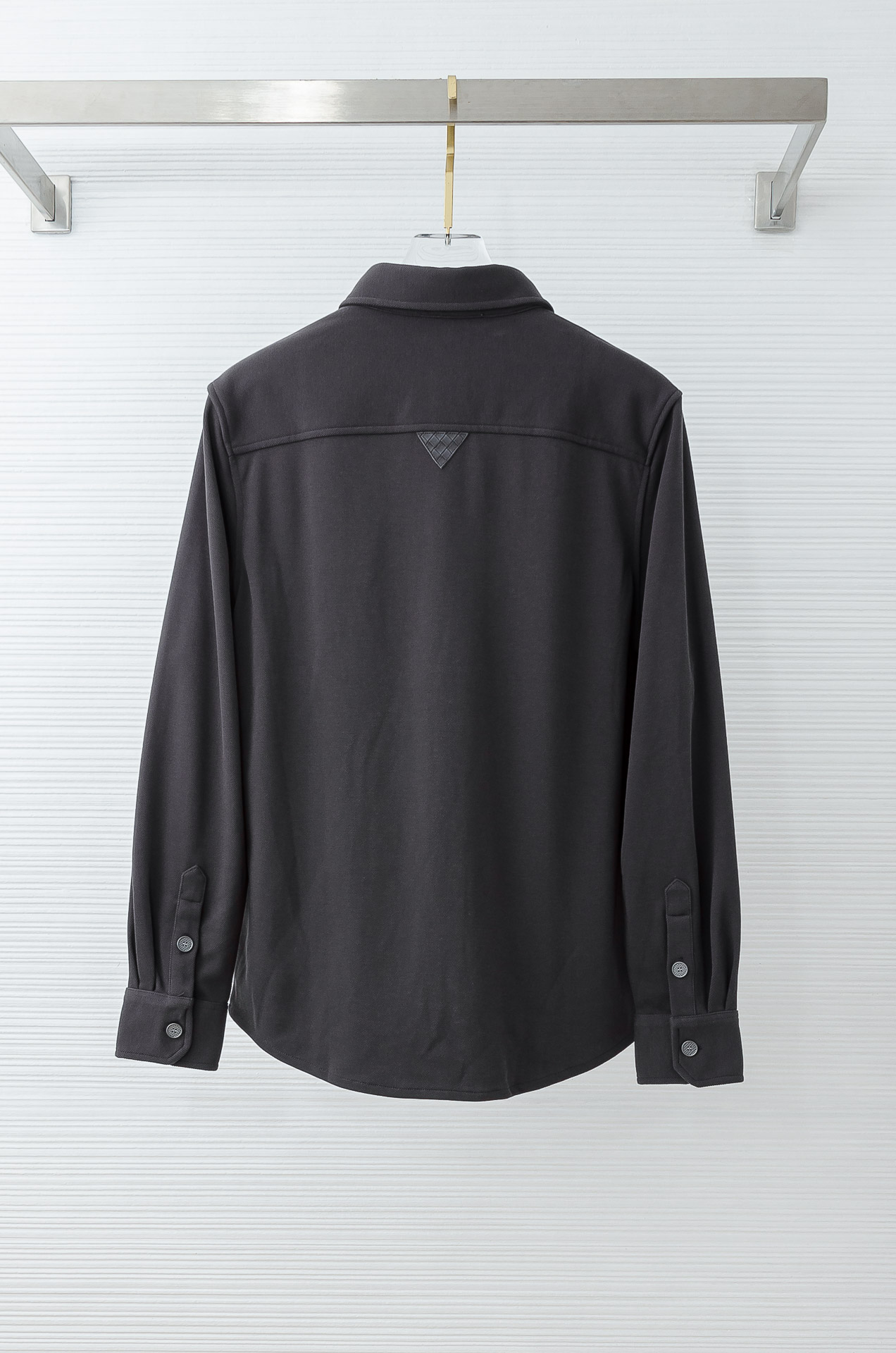 BV2025FW秋冬最新珠地棉加绒立体剪裁男士长袖衬衫#整体触感舒适有质感，尽管面料看似轻薄却富有特别的