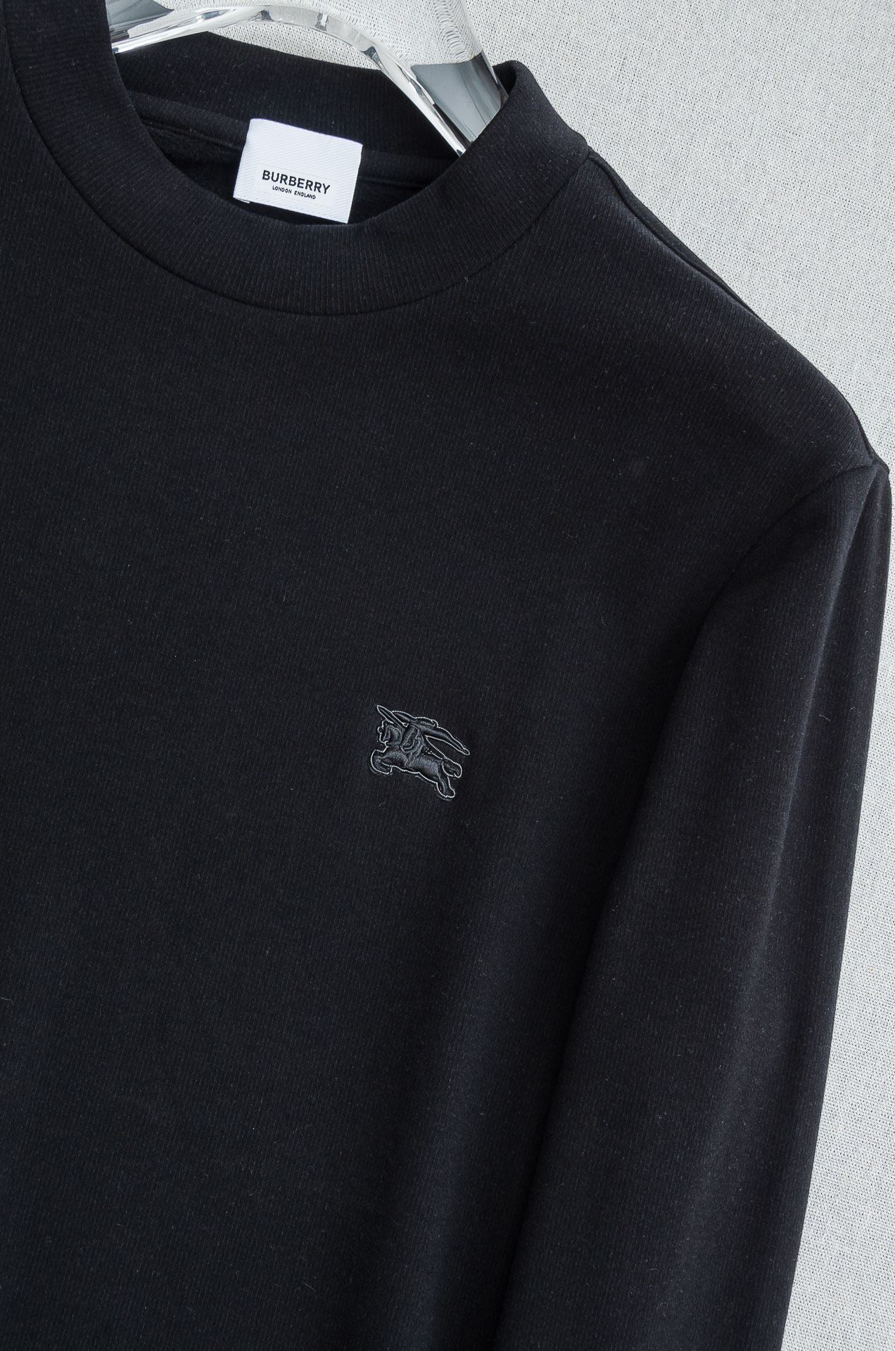 BBR 25FW进口德绒圆领打底衫，男士立体徽标LOGO基础纯色长袖套头衫！秋冬季轻薄款御寒打底单品，时