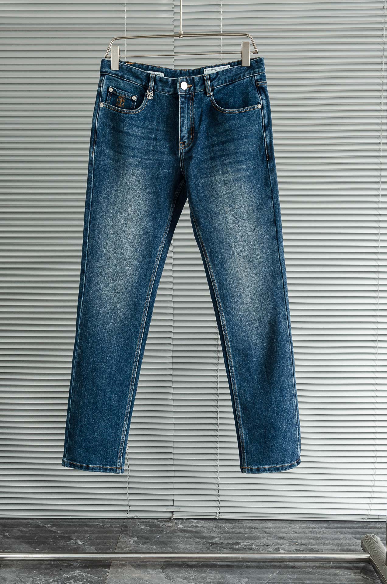 BC 2025男士时尚直筒牛仔长裤！最新裤装单品奉献，所有品质控男粉必须入手的极品，这样一条段位的牛仔裤