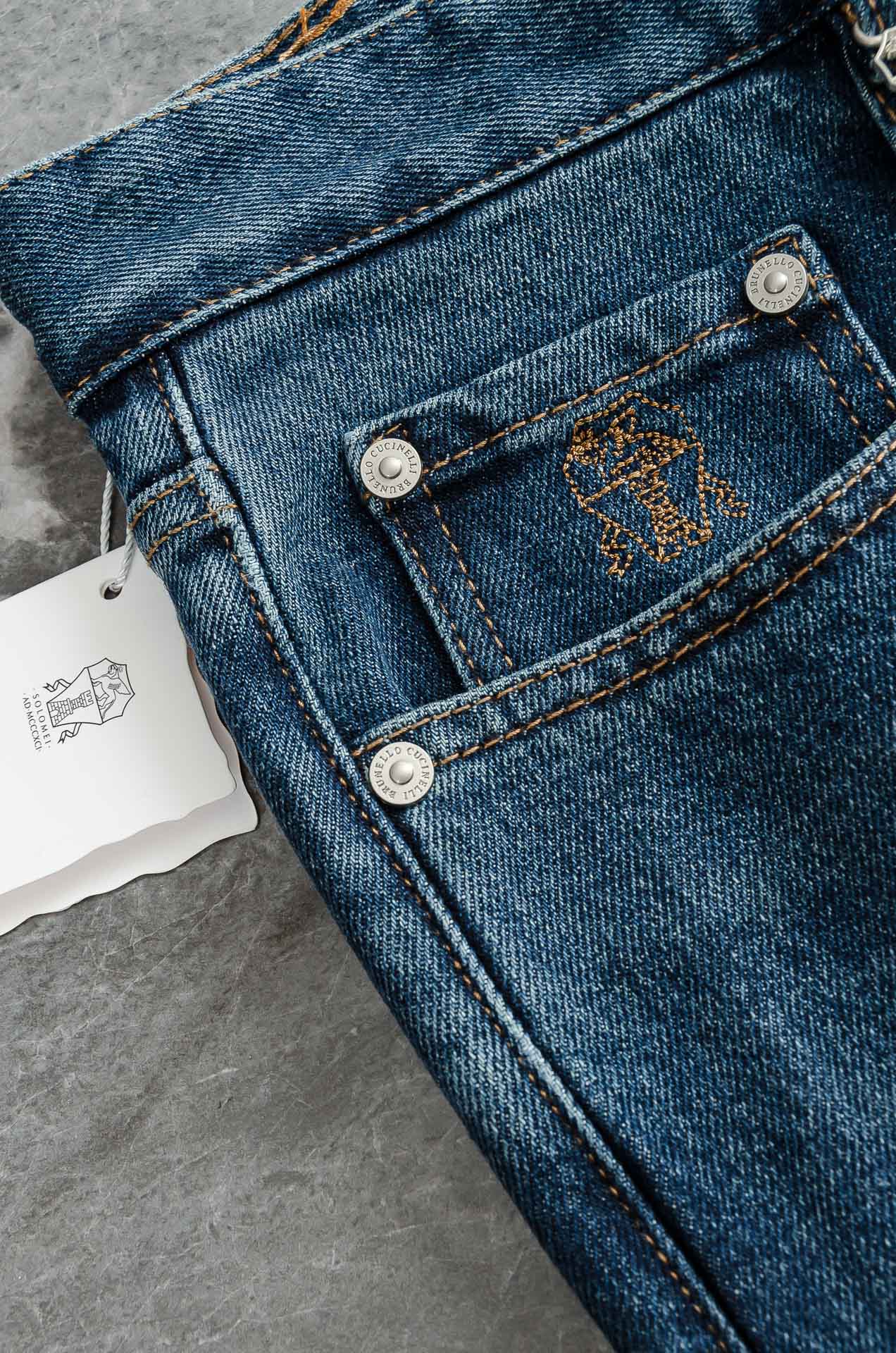 BC 2025男士时尚直筒牛仔长裤！最新裤装单品奉献，所有品质控男粉必须入手的极品，这样一条段位的牛仔裤