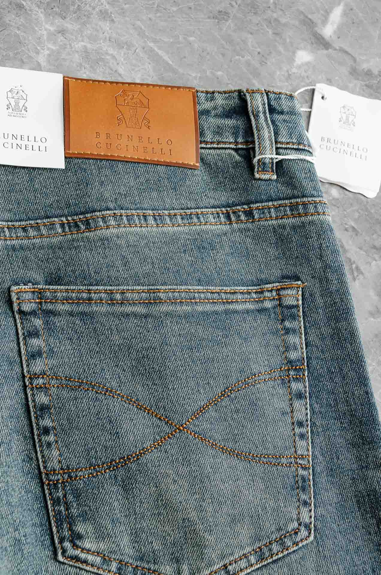 BC 2025男士时尚直筒牛仔长裤！最新裤装单品奉献，所有品质控男粉必须入手的极品，这样一条段位的牛仔裤