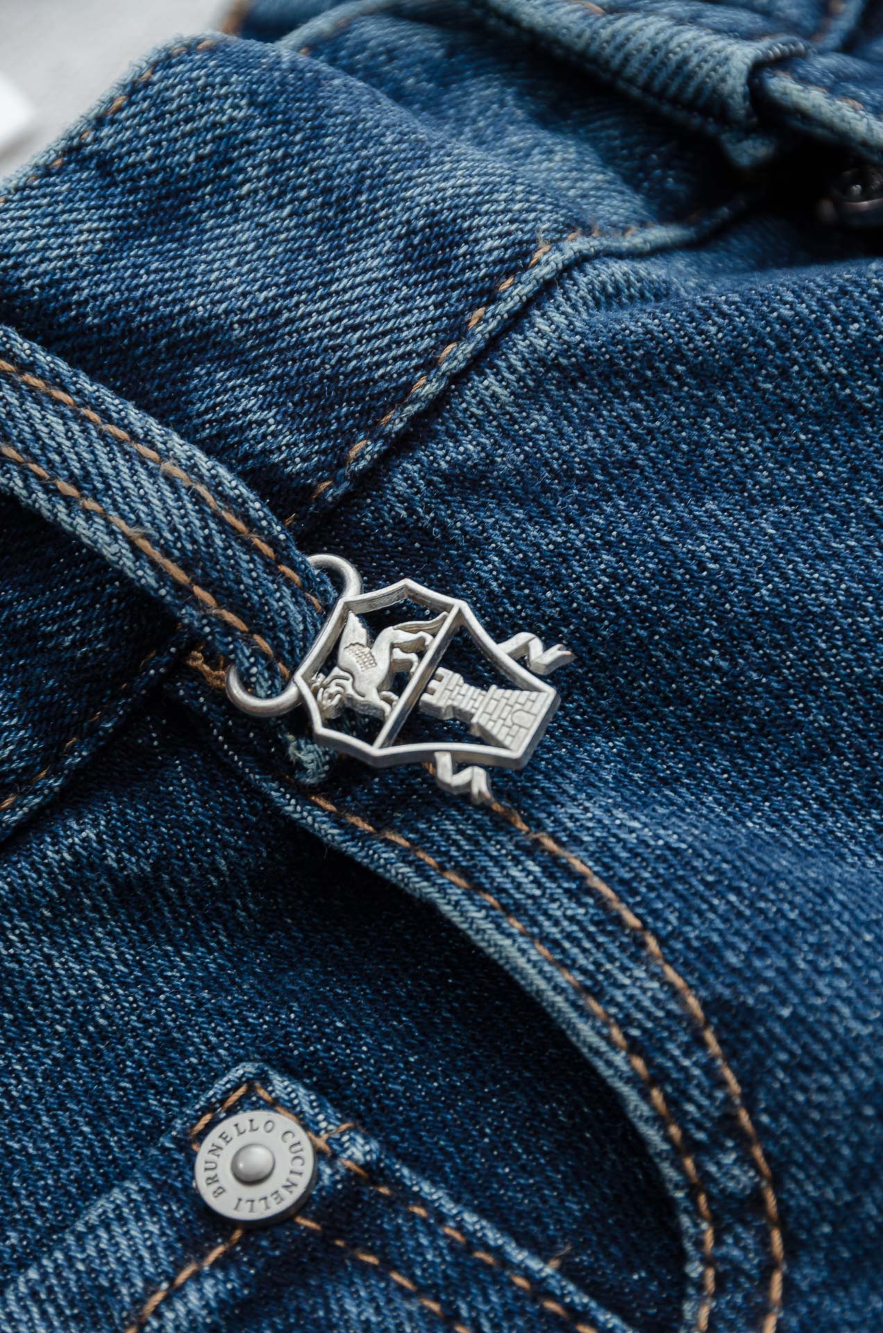 BC 2025男士时尚直筒牛仔长裤！最新裤装单品奉献，所有品质控男粉必须入手的极品，这样一条段位的牛仔裤