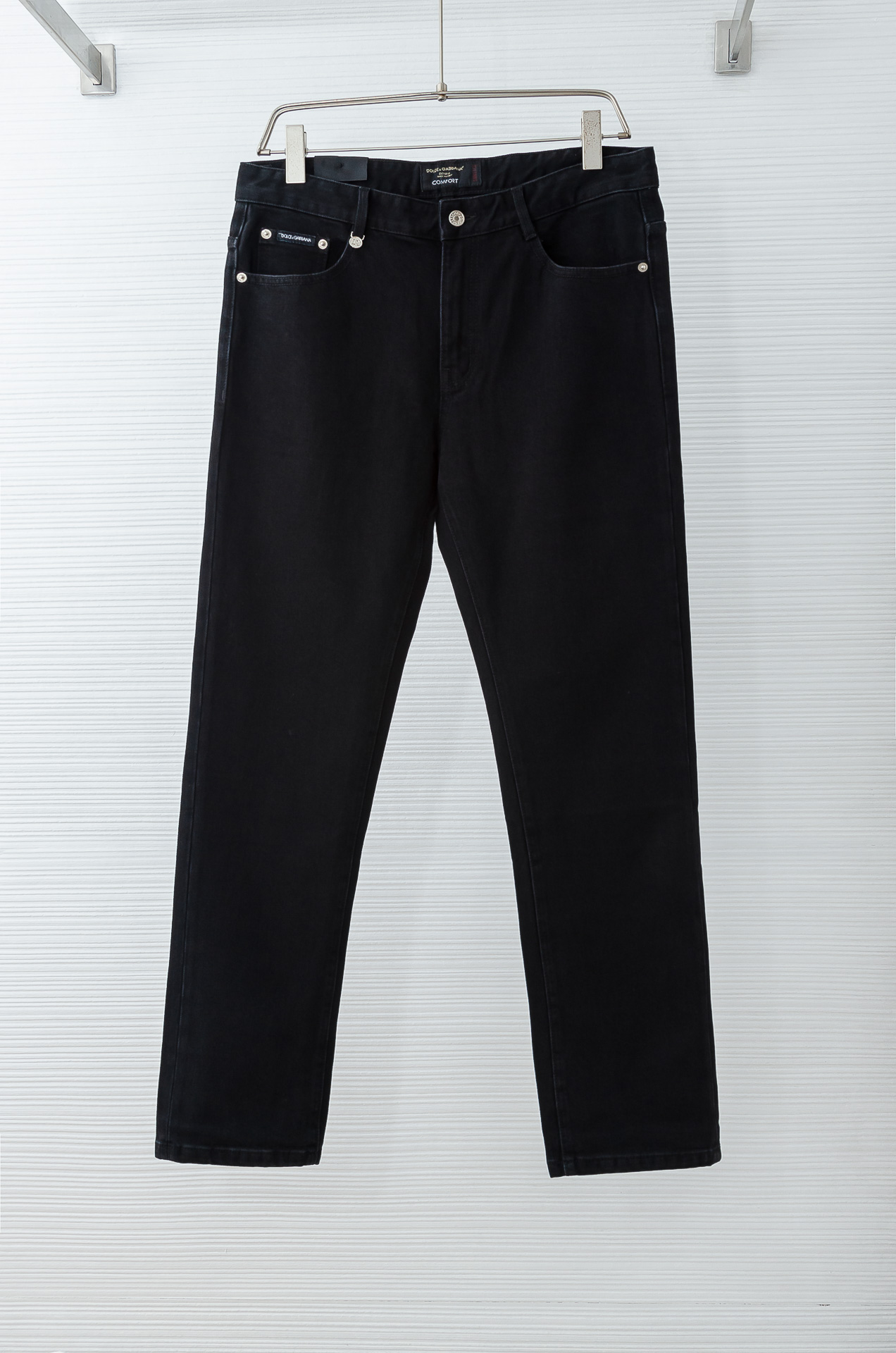 DG2025男士时尚直筒牛仔长裤！最新裤装单品奉献，所有品质控男粉必须入手的极品，这样一条段位的牛仔裤，