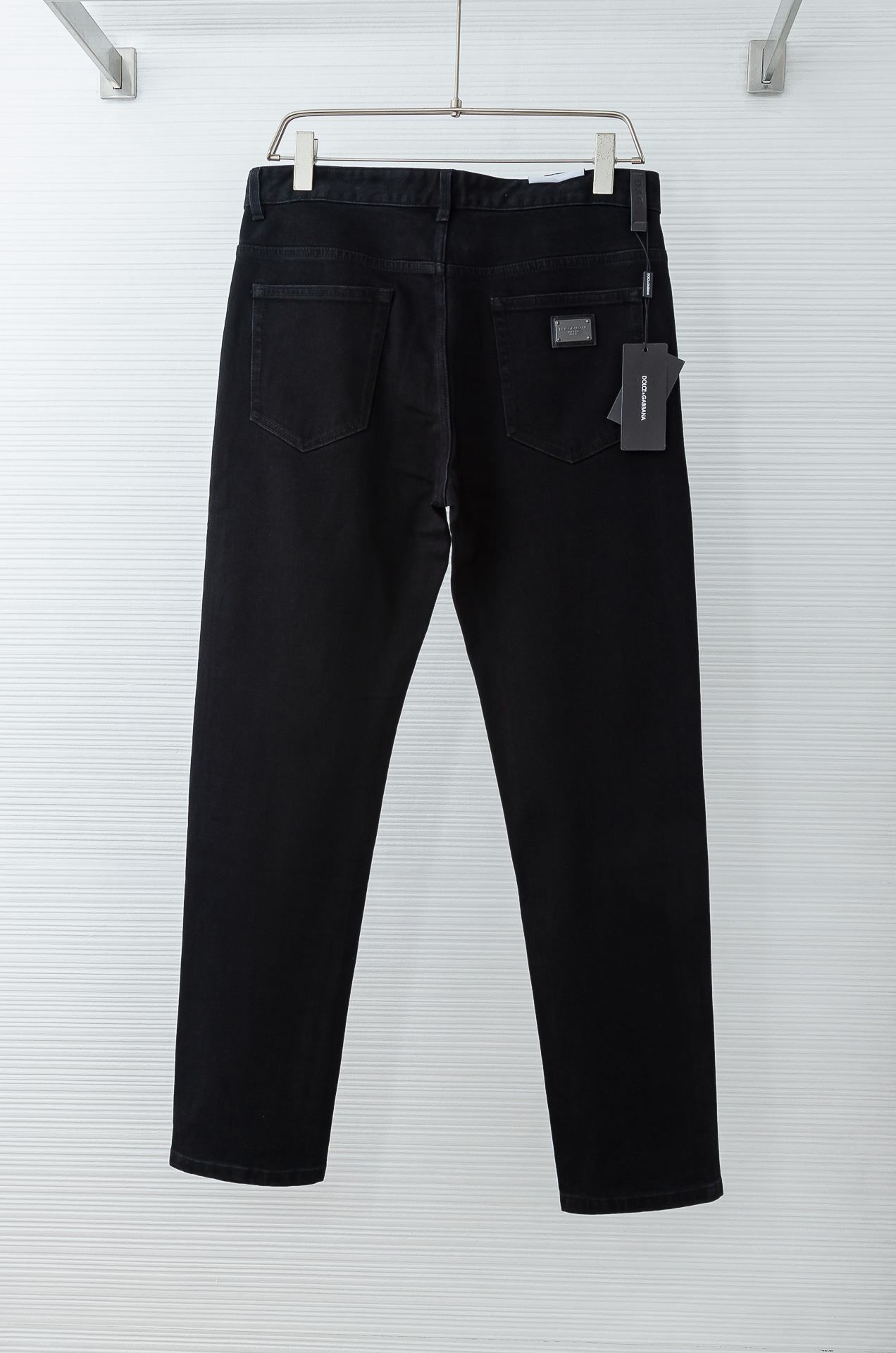 DG2025男士时尚直筒牛仔长裤！最新裤装单品奉献，所有品质控男粉必须入手的极品，这样一条段位的牛仔裤，