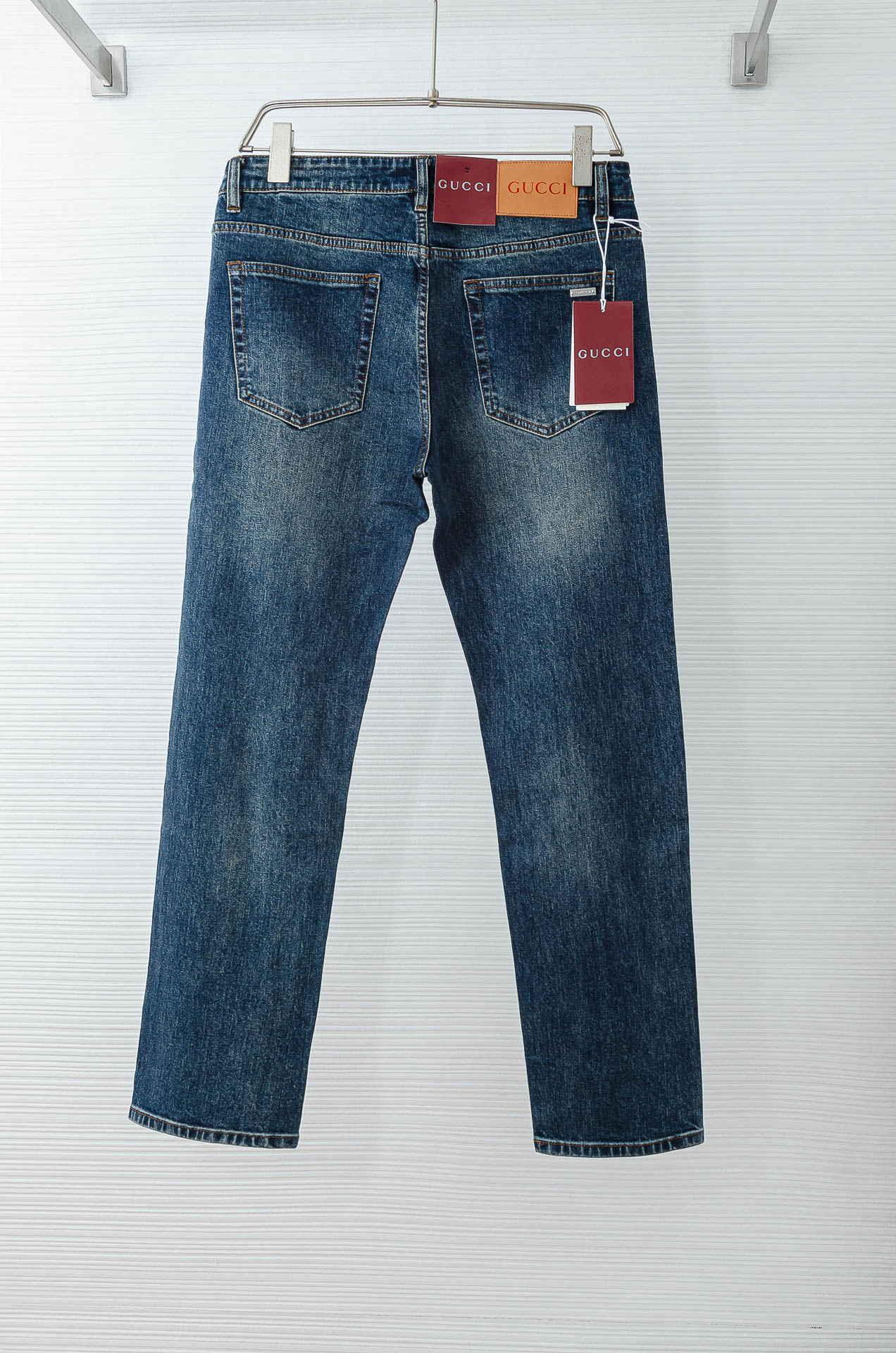 GUCC*i 古驰2025男士时尚直筒牛仔长裤！最新裤装单品奉献，所有品质控男粉必须入手的极品，这样一条