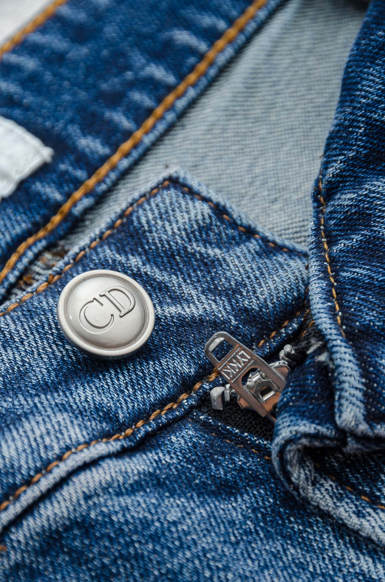 D*ior 迪/奥2025男士时尚直筒牛仔长裤！最新裤装单品奉献，所有品质控男粉必须入手的极品，这样一条