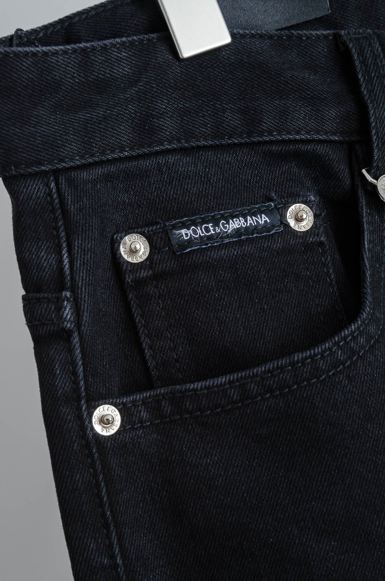 ☀️☀️DG2025男士时尚直筒牛仔长裤！最新裤装单品奉献，所有品质控男粉必须入手的极品，这样一条段位的