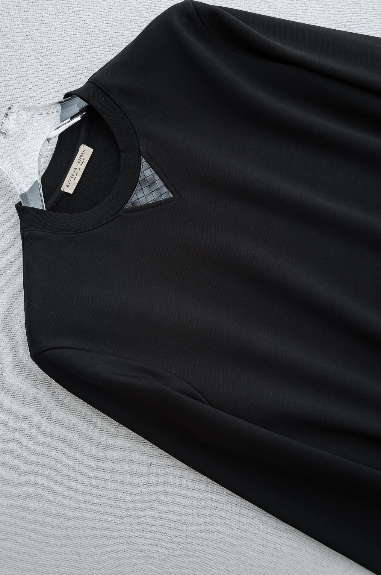 BV 25FW 立体剪裁男士圆领加绒卫衣#加绒的设计，不再畏惧寒冷，穿着亲肤又温暖，单穿，直接当打底也是