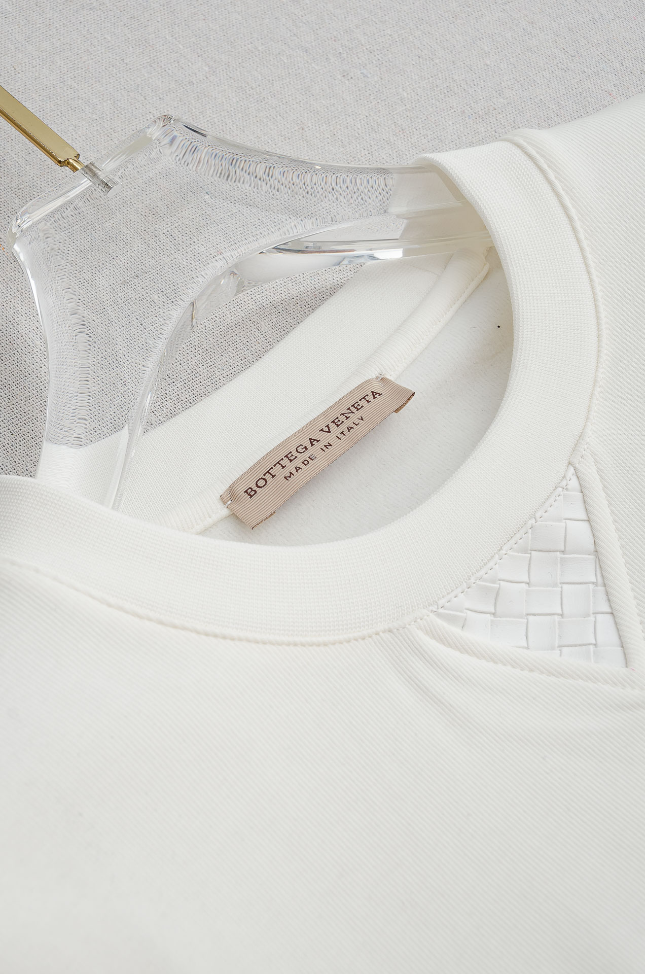 BV 25FW 立体剪裁男士圆领加绒卫衣#加绒的设计，不再畏惧寒冷，穿着亲肤又温暖，单穿，直接当打底也是