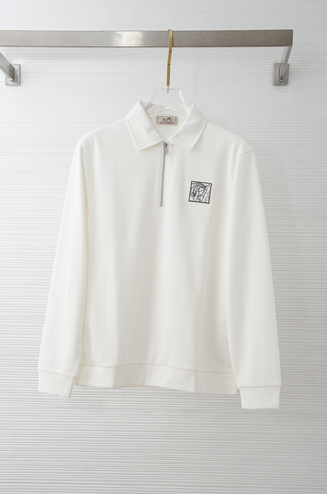 HER*MES 25FW 立体剪裁男士拉链翻领加绒卫衣#加绒的设计，不再畏惧寒冷，穿着亲肤又温暖，单穿，