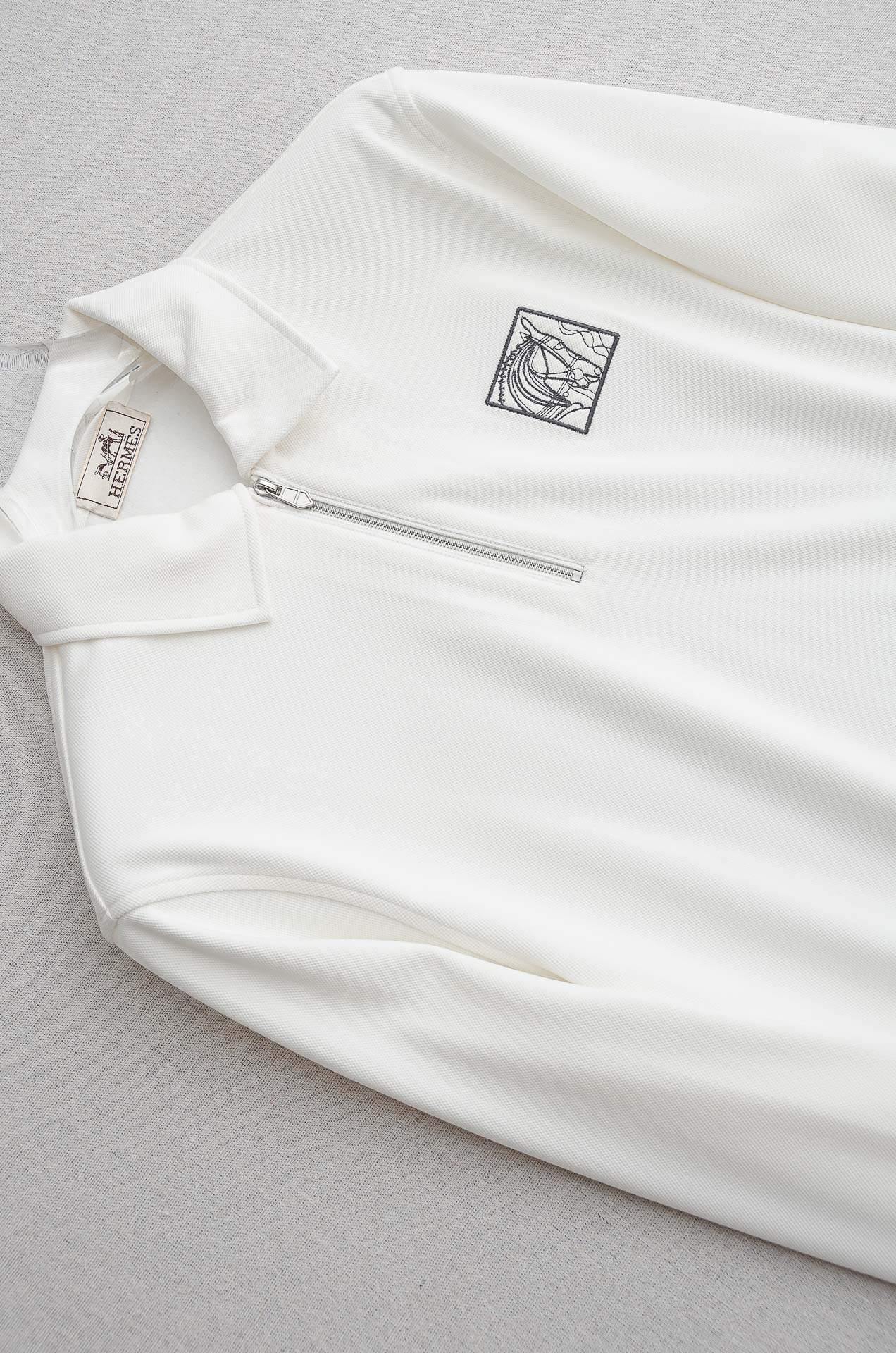 HER*MES 25FW 立体剪裁男士拉链翻领加绒卫衣#加绒的设计，不再畏惧寒冷，穿着亲肤又温暖，单穿，