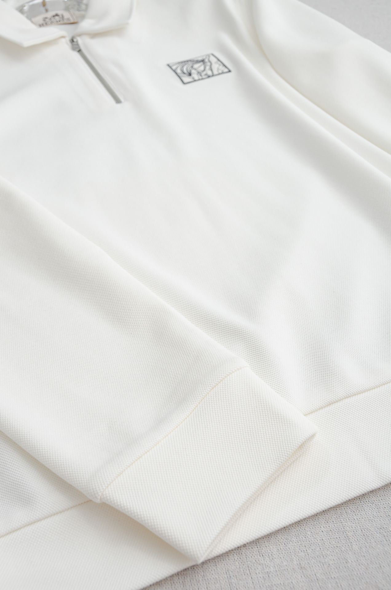 HER*MES 25FW 立体剪裁男士拉链翻领加绒卫衣#加绒的设计，不再畏惧寒冷，穿着亲肤又温暖，单穿，