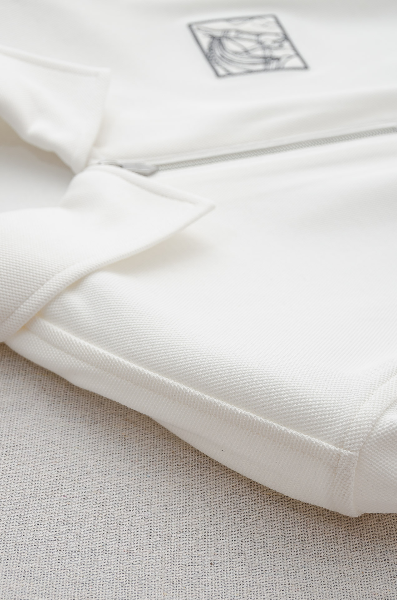 HER*MES 25FW 立体剪裁男士拉链翻领加绒卫衣#加绒的设计，不再畏惧寒冷，穿着亲肤又温暖，单穿，