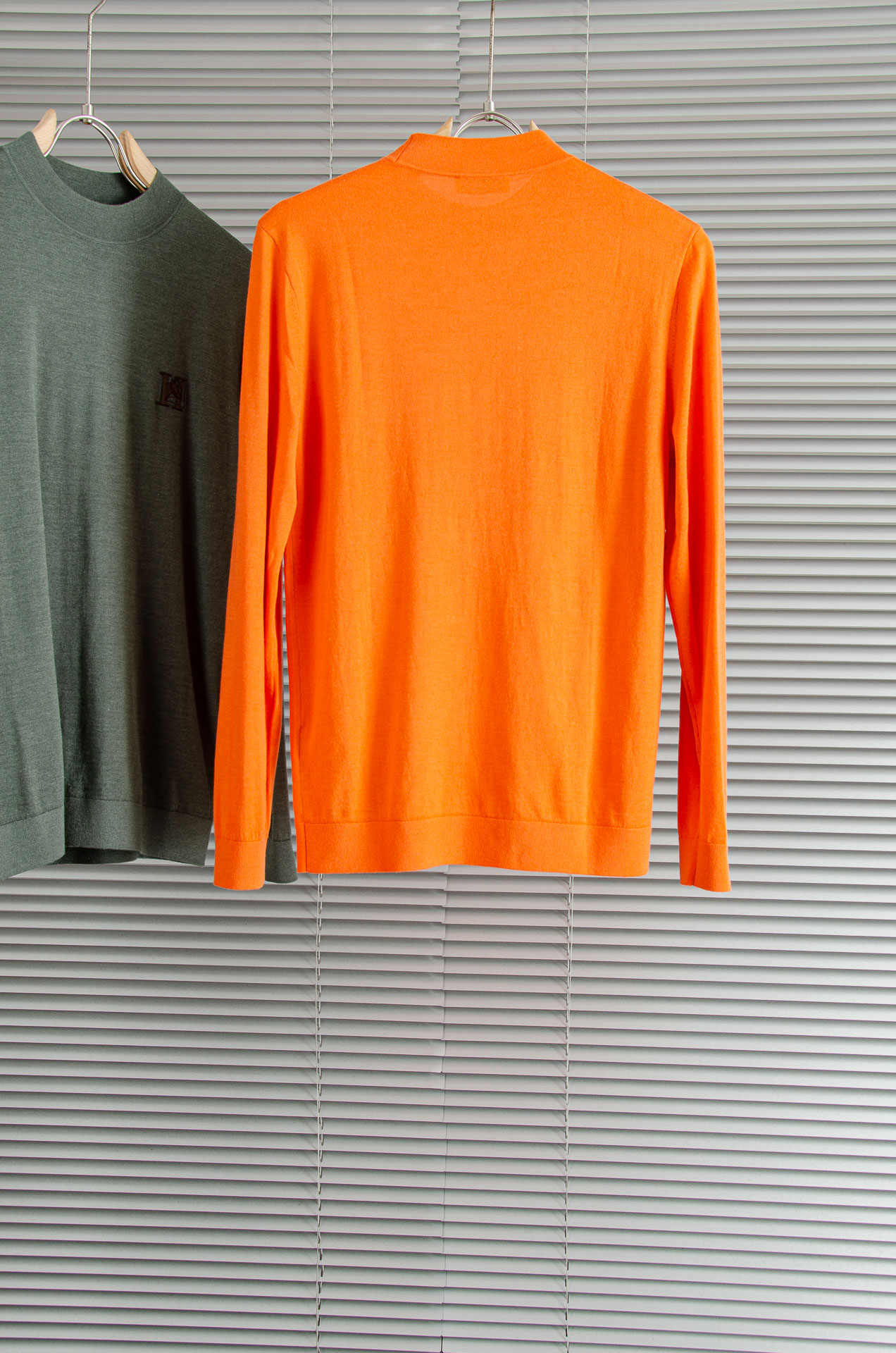 HER*MES 26FW最新贴身打底毛衣#高端88％羊毛+12％蚕丝混纺纱线，采用澳洲进口超细美利奴羊毛