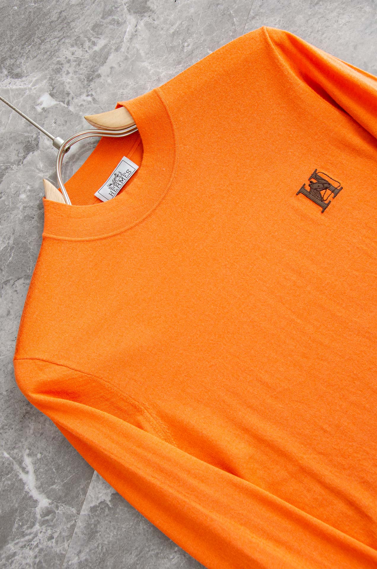 HER*MES 26FW最新贴身打底毛衣#高端88％羊毛+12％蚕丝混纺纱线，采用澳洲进口超细美利奴羊毛