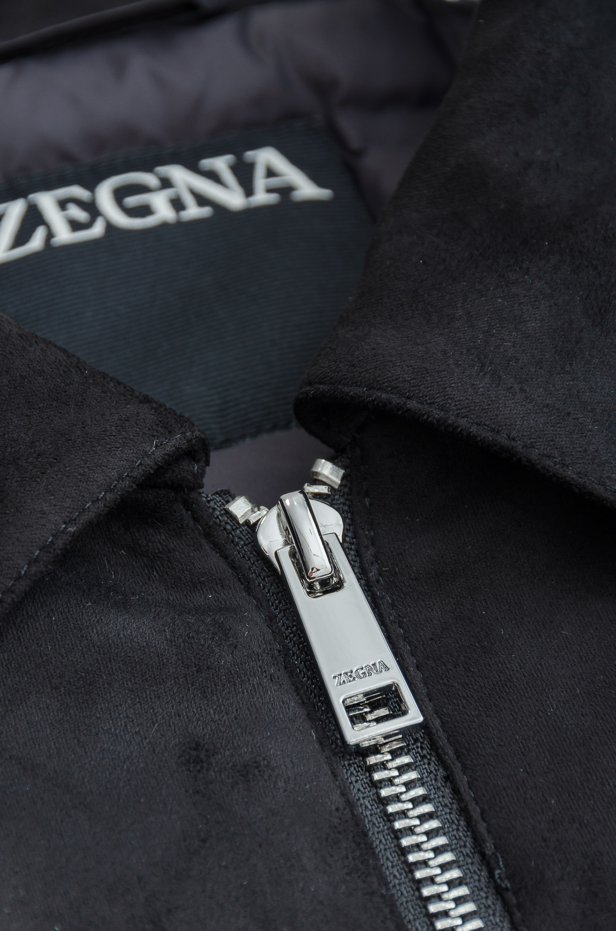 zegn*a杰尼/亚5️⃣ 25FW经典男士翻领休闲羽绒服外套#极符合Z家族美学基调，低调且奢华，优雅且