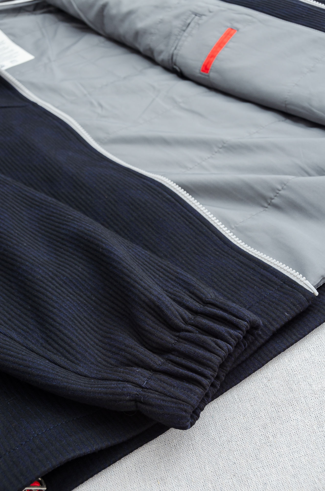 Brunello Cucinelli徽标棉服#这款棉服来自意大利奢侈品牌BrunelloCucinell