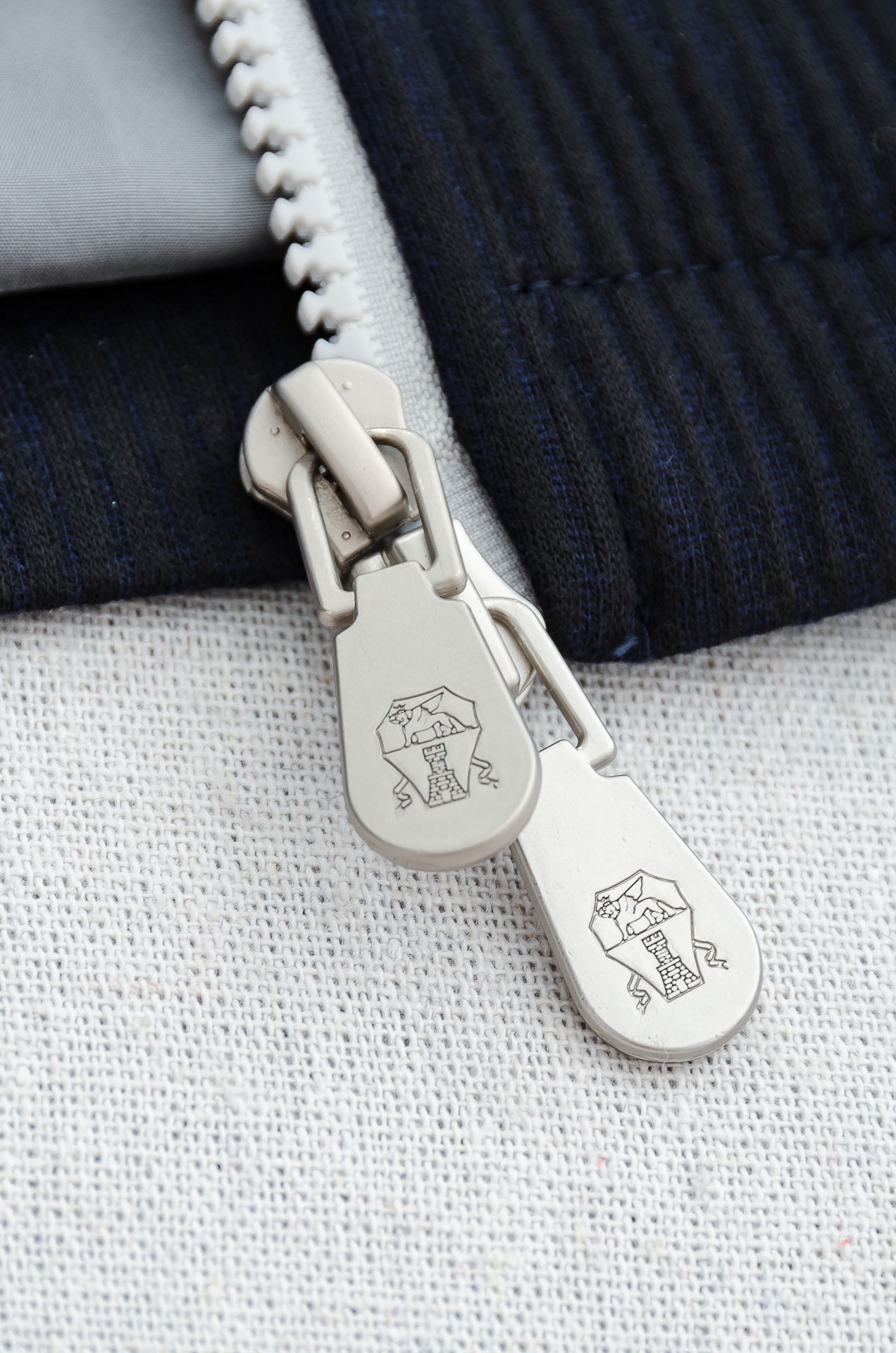 Brunello Cucinelli徽标棉服#这款棉服来自意大利奢侈品牌BrunelloCucinell