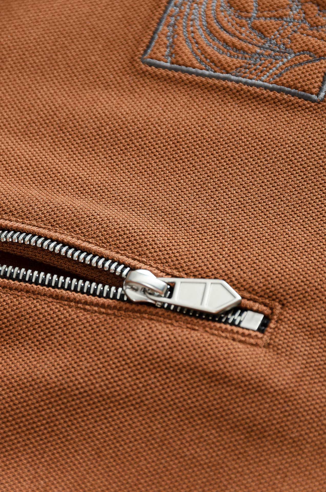 HER*MES 25FW 立体剪裁男士拉链翻领加绒卫衣#加绒的设计，不再畏惧寒冷，穿着亲肤又温暖，单穿，