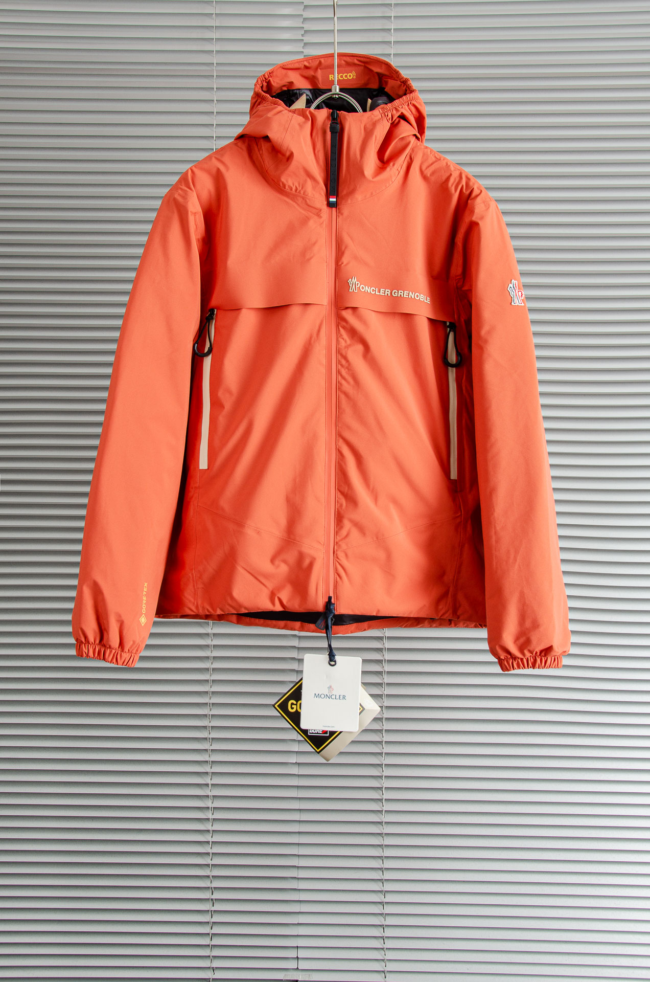 New# Moncl/er6️⃣25FWGrenoble系列连帽羽绒服#高版本！非市面通货，实拍所见即所