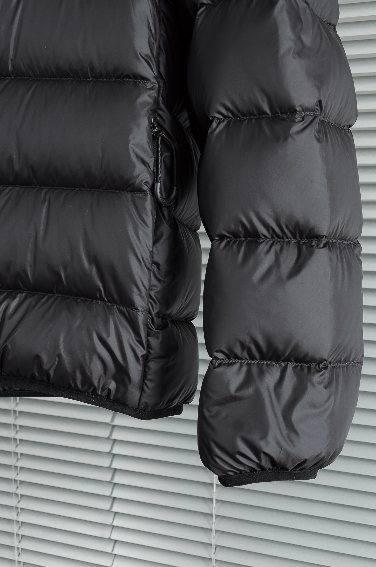 New# Moncl＊er 蒙口6️⃣ 25FW系列连帽羽绒服#高版本！非市面通货⚠️简约大气，实用又时