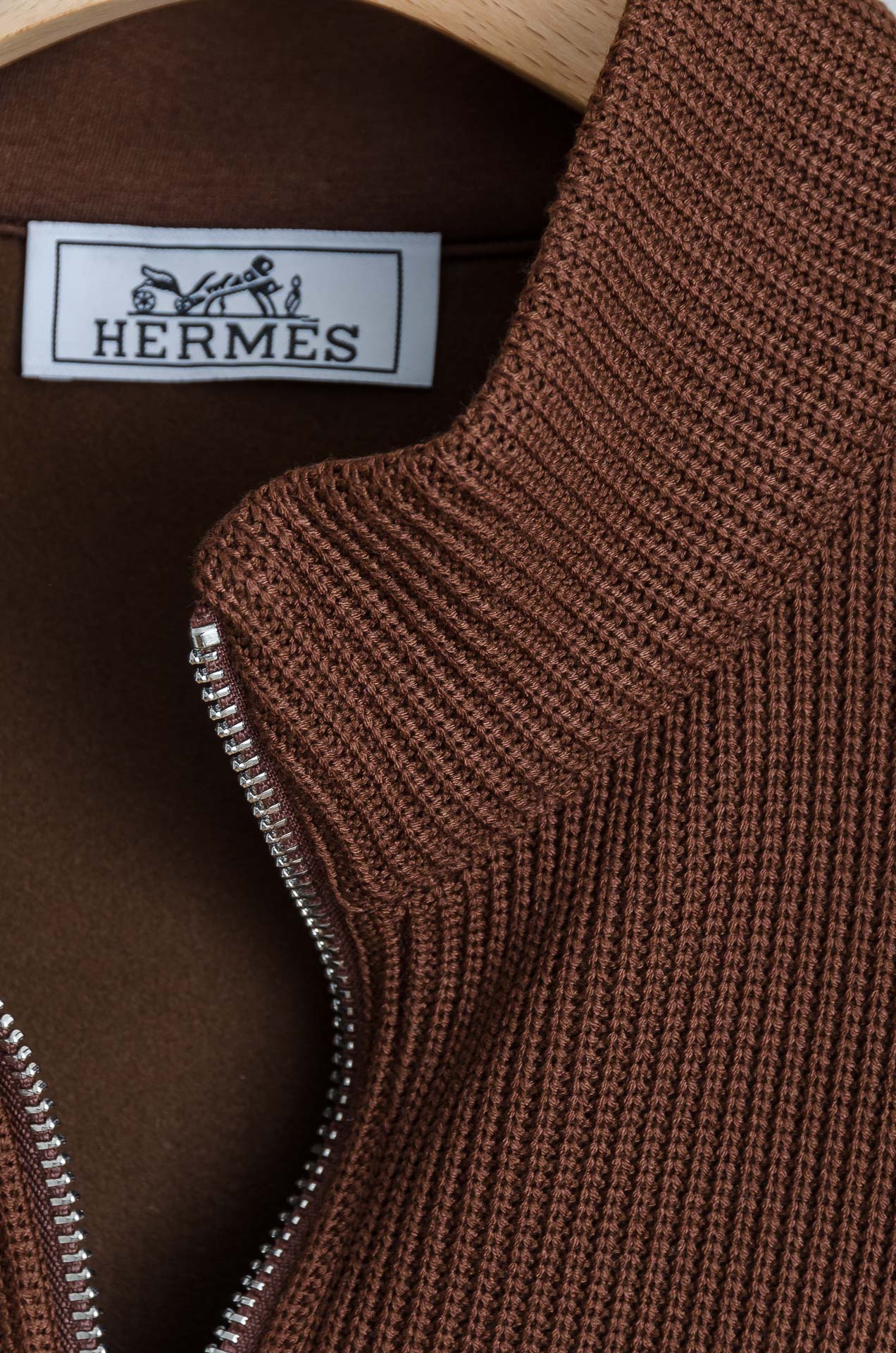 ☀️☀️HERM*ES 爱马/仕25FW秋冬最新立领拉链卫衣，柔软太空棉面料+羊毛针织设计，简约又高级!