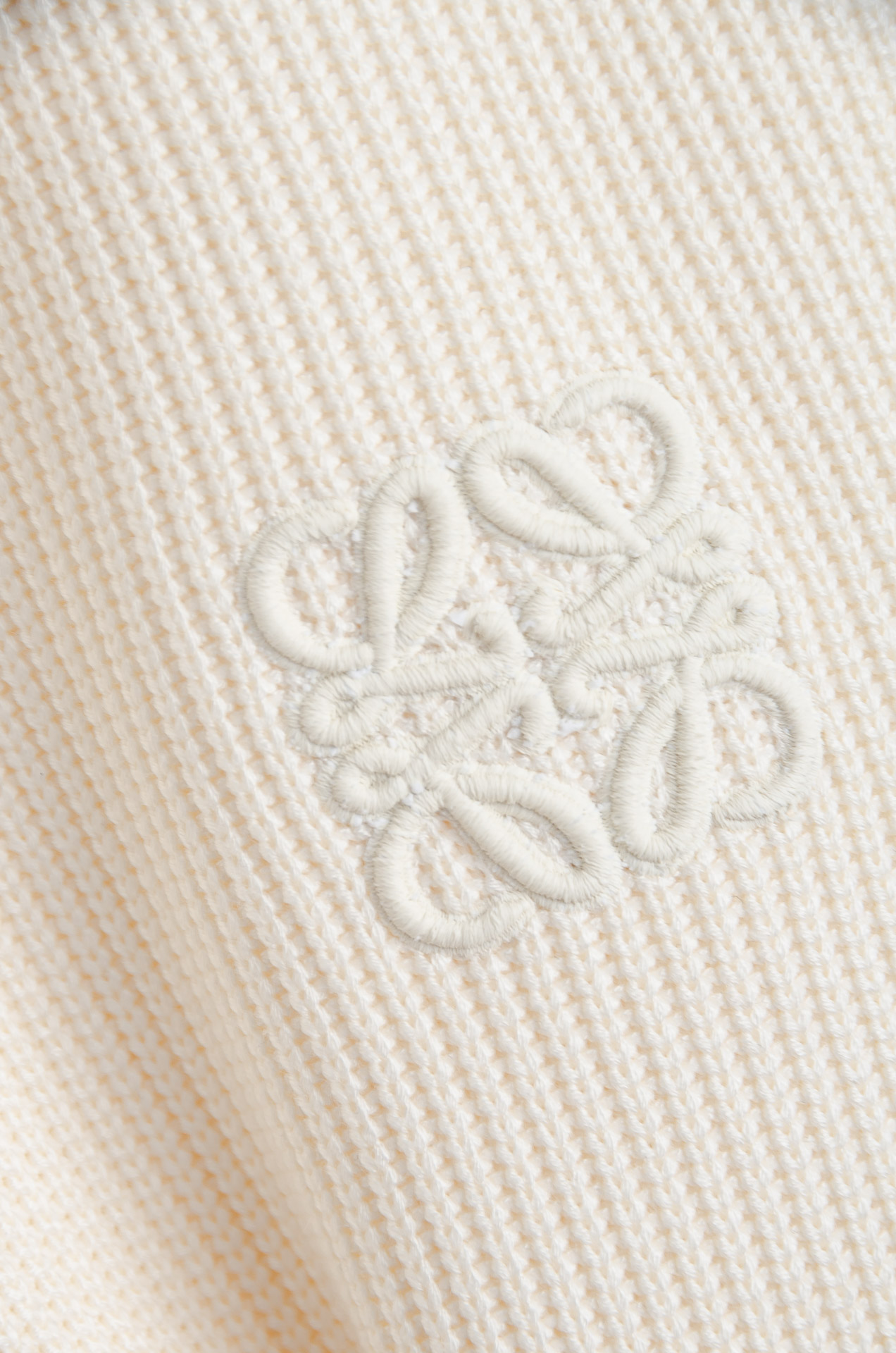 ☀️☀️ LOE*WE.罗意/威25FW秋冬最新翻领拉链卫衣，柔软太空棉面料+羊毛针织面料设计，简约又高