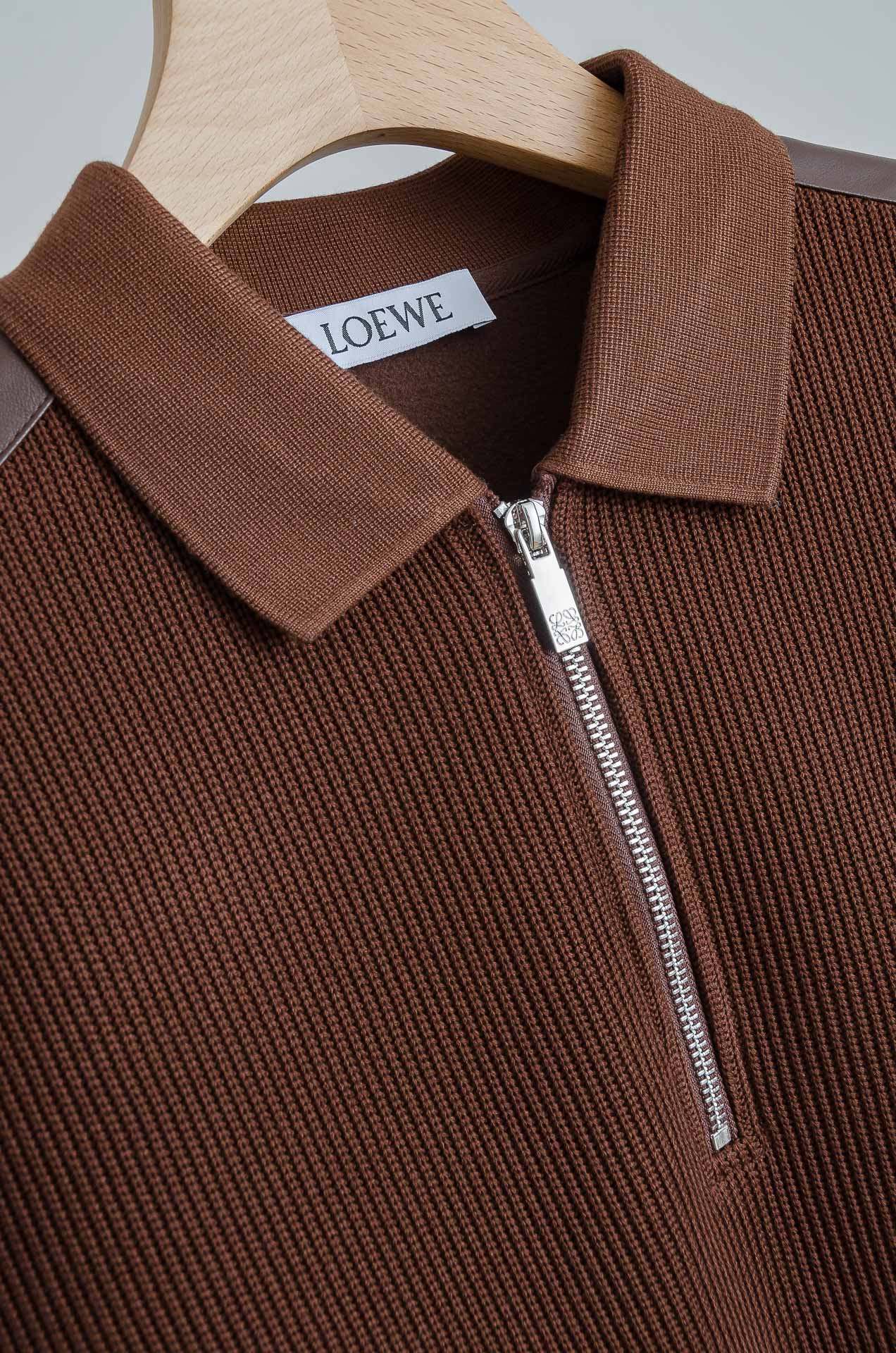 ☀️☀️ LOE*WE.罗意/威25FW秋冬最新翻领拉链卫衣，柔软太空棉面料+羊毛针织面料设计，简约又高