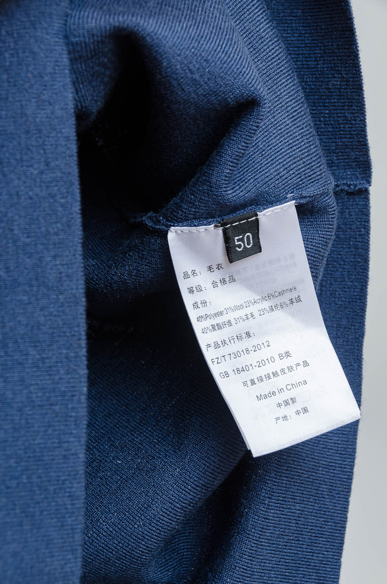 ☀️☀️ H家 2025FW羊绒+羊毛混纺男士经典刺绣标徽休闲圆领短袖针织衫毛衣！一款融合了精湛工艺与高