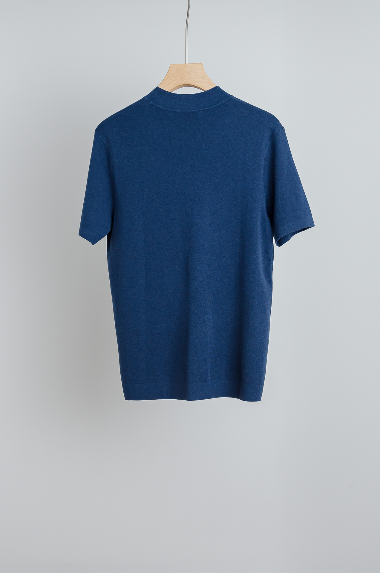 ☀️☀️ H家 2025FW羊绒+羊毛混纺男士经典刺绣标徽休闲圆领短袖针织衫毛衣！一款融合了精湛工艺与高