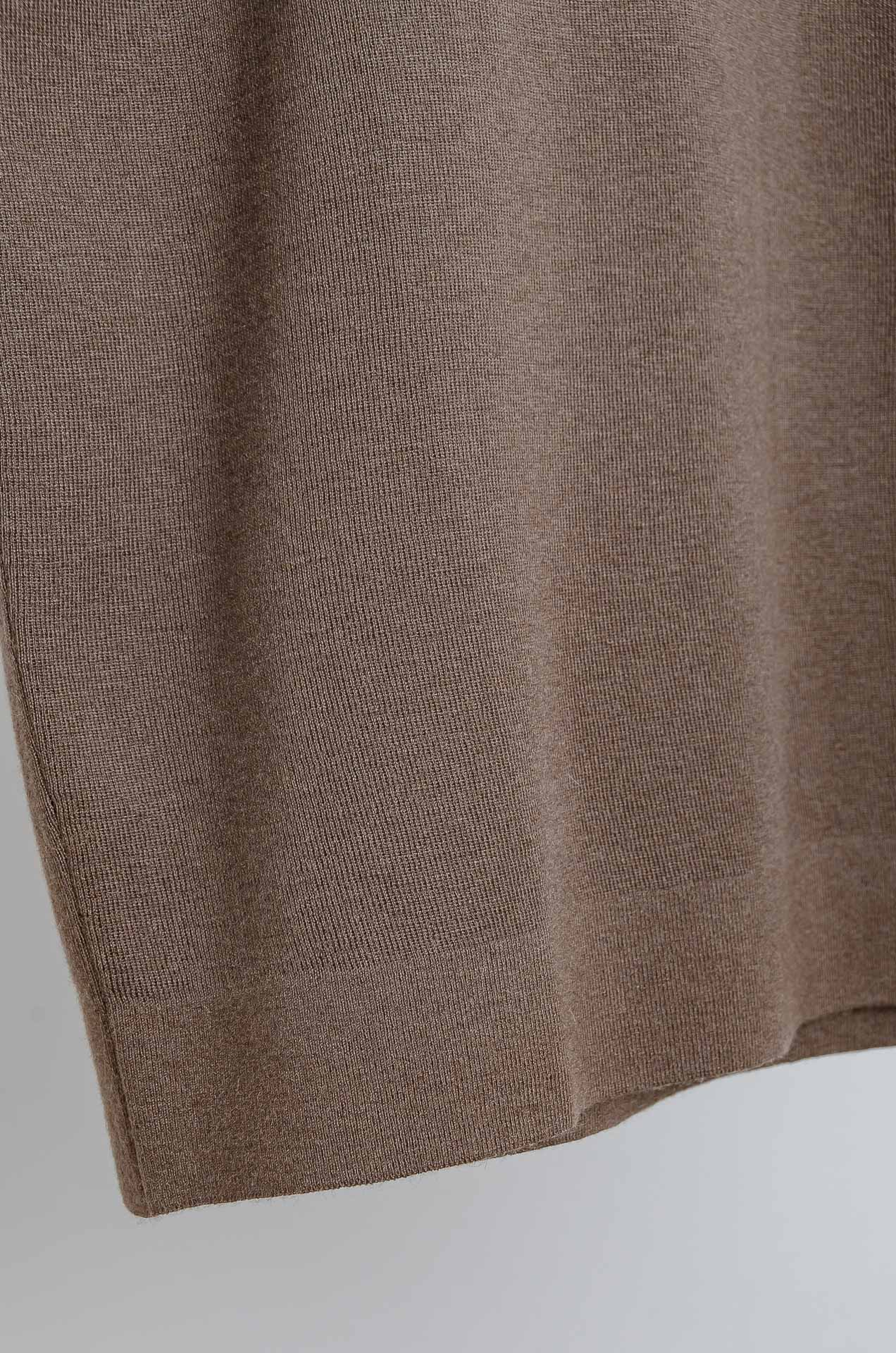 ☀️☀️ H家 2025FW羊绒+羊毛混纺男士经典刺绣标徽休闲圆领短袖针织衫毛衣！一款融合了精湛工艺与高