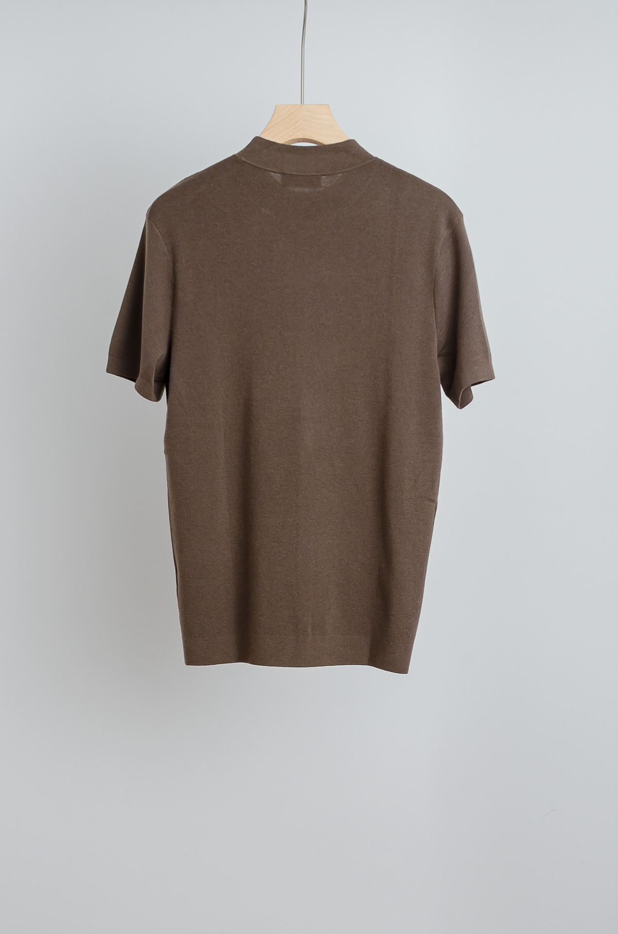 ☀️☀️ H家 2025FW羊绒+羊毛混纺男士经典刺绣标徽休闲圆领短袖针织衫毛衣！一款融合了精湛工艺与高