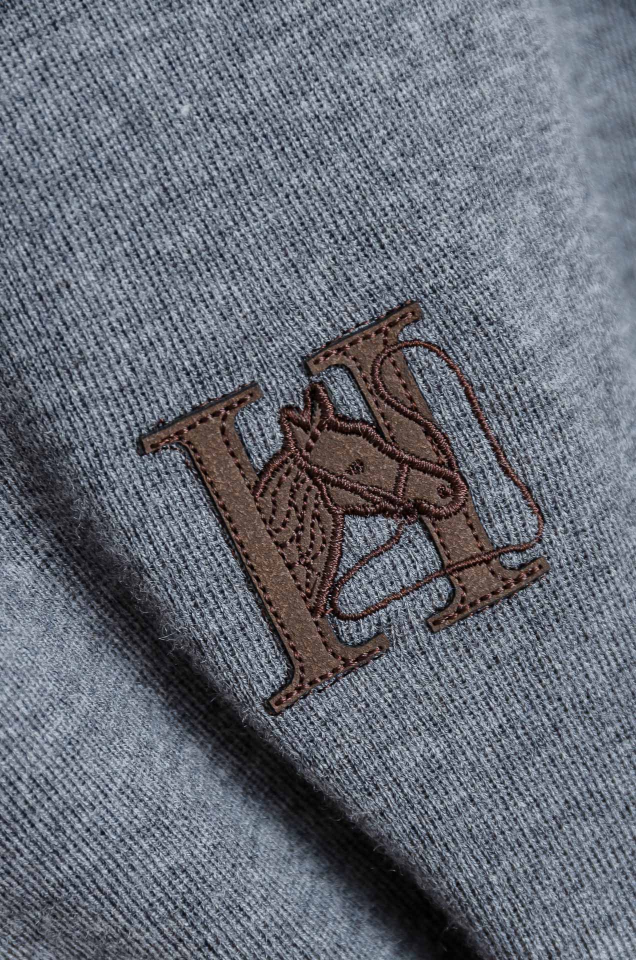 ☀️☀️ H家 2025FW羊绒+羊毛混纺男士经典刺绣标徽休闲圆领短袖针织衫毛衣！一款融合了精湛工艺与高