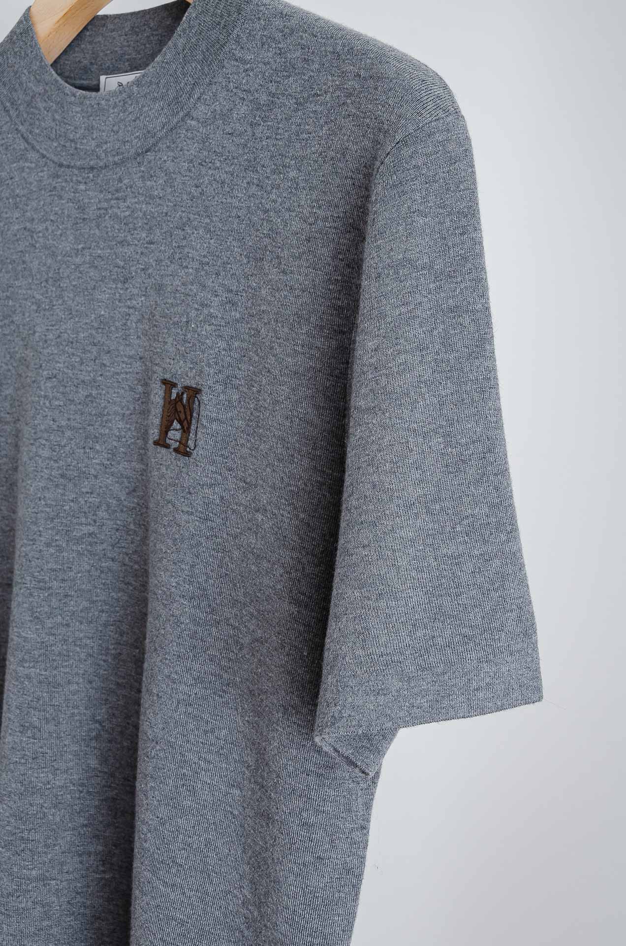 ☀️☀️ H家 2025FW羊绒+羊毛混纺男士经典刺绣标徽休闲圆领短袖针织衫毛衣！一款融合了精湛工艺与高