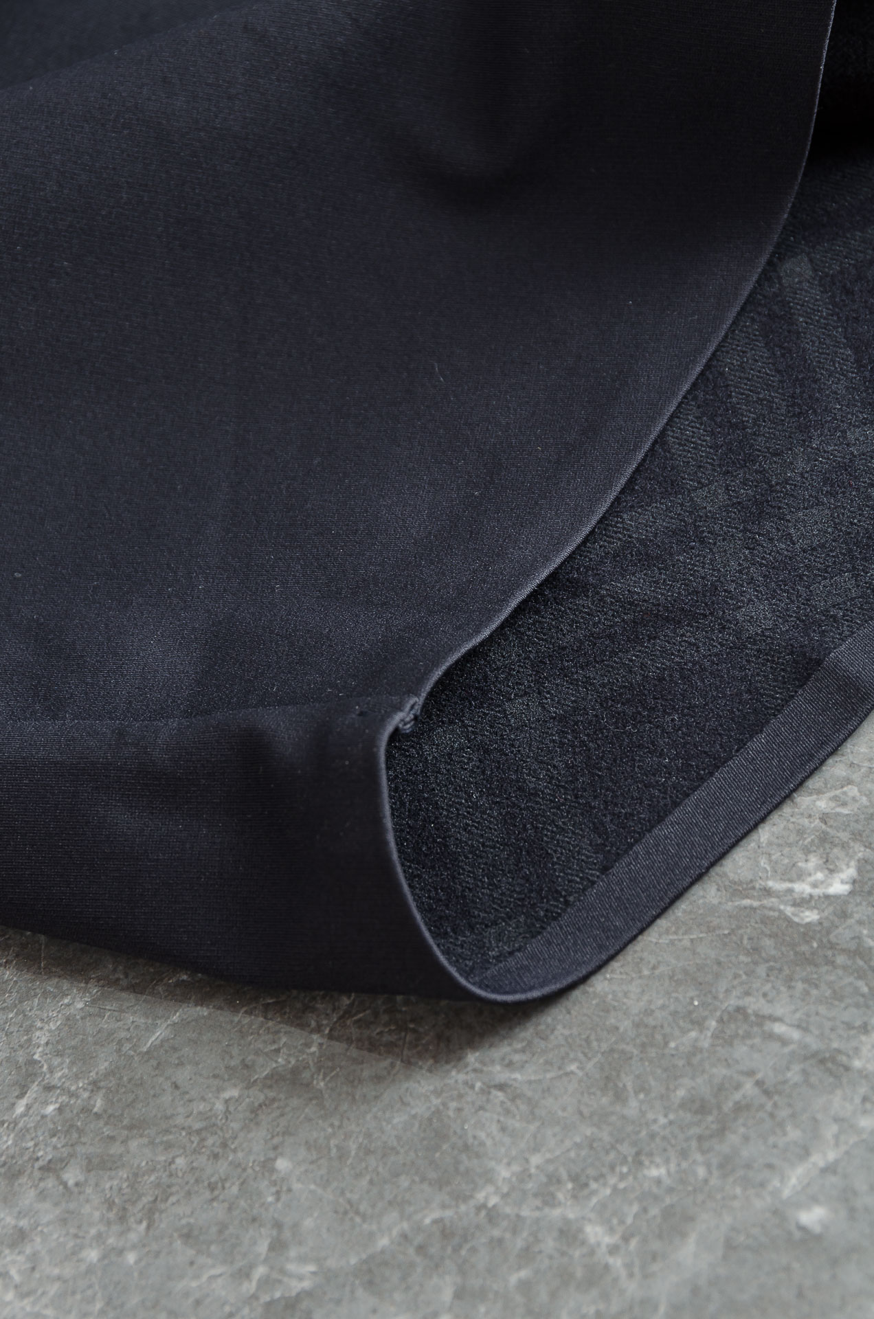 BBR 巴宝莉2025FW秋冬最新加绒立体剪裁男士长袖衬衫#整体触感舒适有质感，尽管面料看似轻薄却富有特