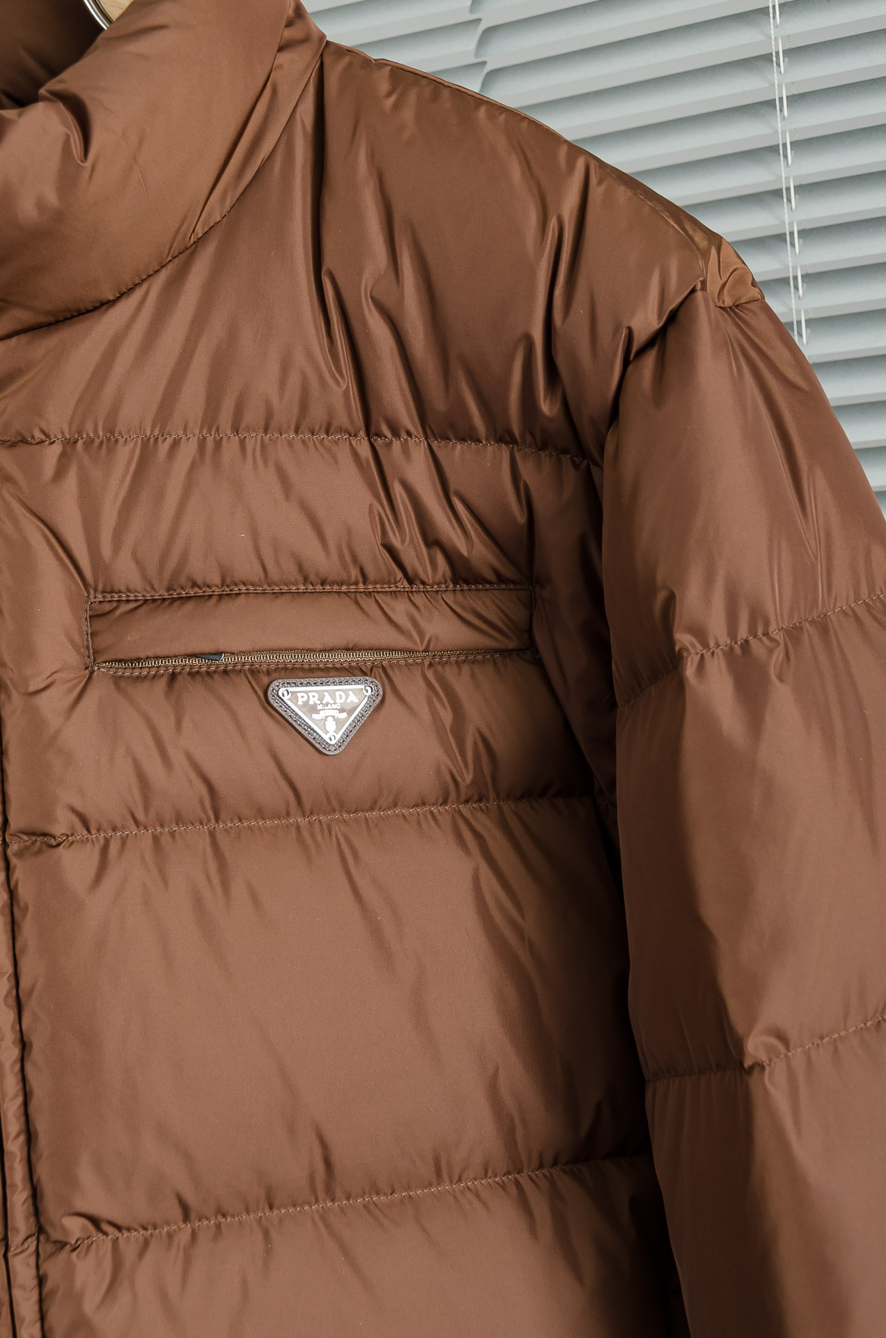 New# PRA＊DA 普拉/达 5️⃣25FW防风防水面料白鸭绒填充男士都市休闲户外羽绒服外套#面料选