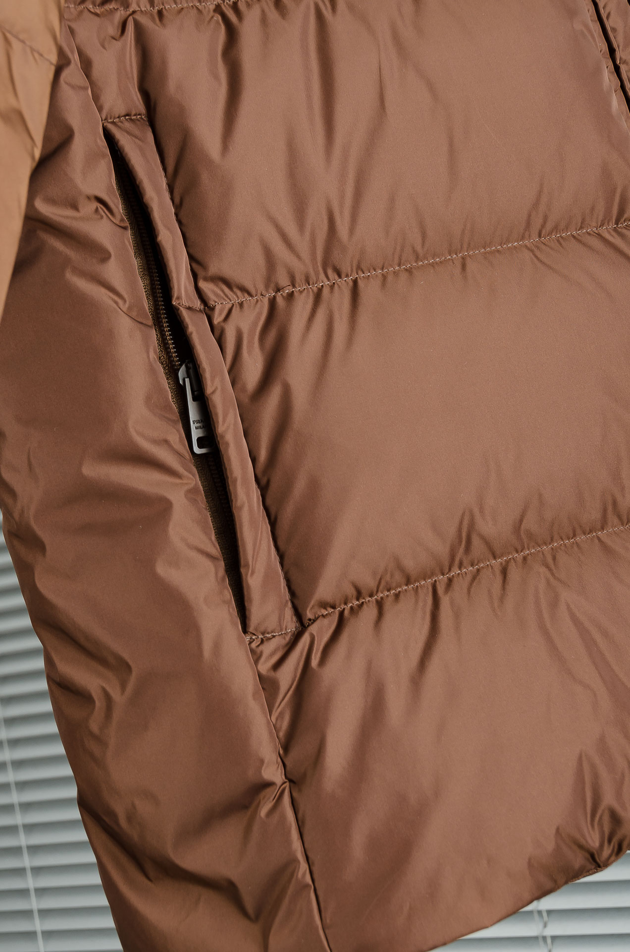 New# PRA＊DA 普拉/达 5️⃣25FW防风防水面料白鸭绒填充男士都市休闲户外羽绒服外套#面料选