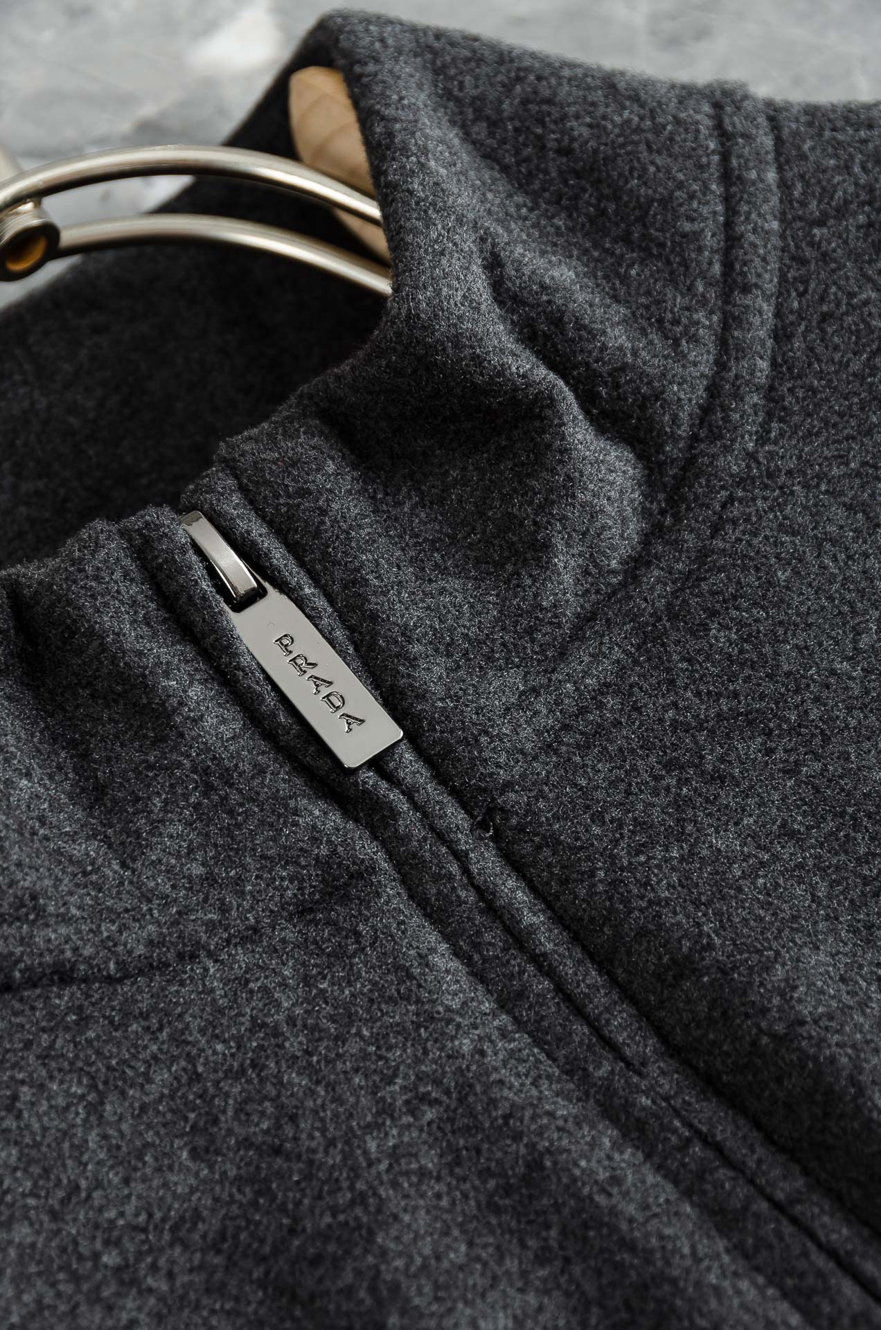 Nea# Pra＊da 普拉＊达2026FW最新半拉链立领长袖衫#柔软亲肤又保暖，秋冬穿超合适!立领+半