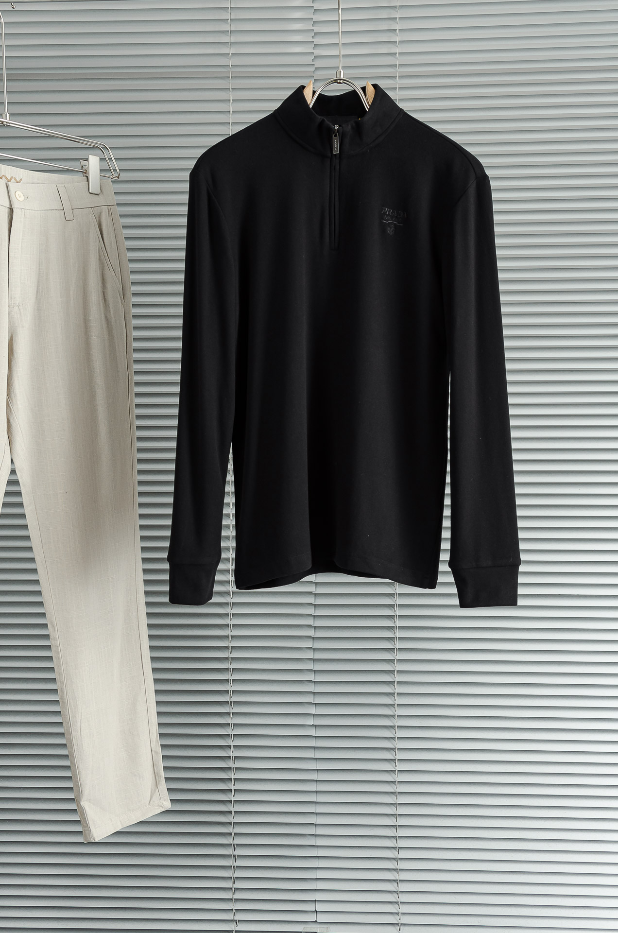 Nea# Pra＊da 普拉＊达2026FW最新半拉链立领长袖衫#柔软亲肤又保暖，秋冬穿超合适!立领+半