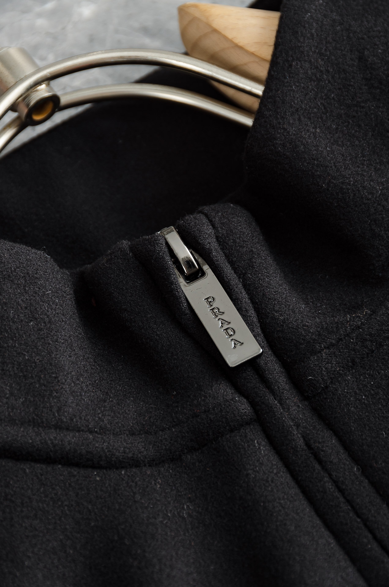 Nea# Pra＊da 普拉＊达2026FW最新半拉链立领长袖衫#柔软亲肤又保暖，秋冬穿超合适!立领+半