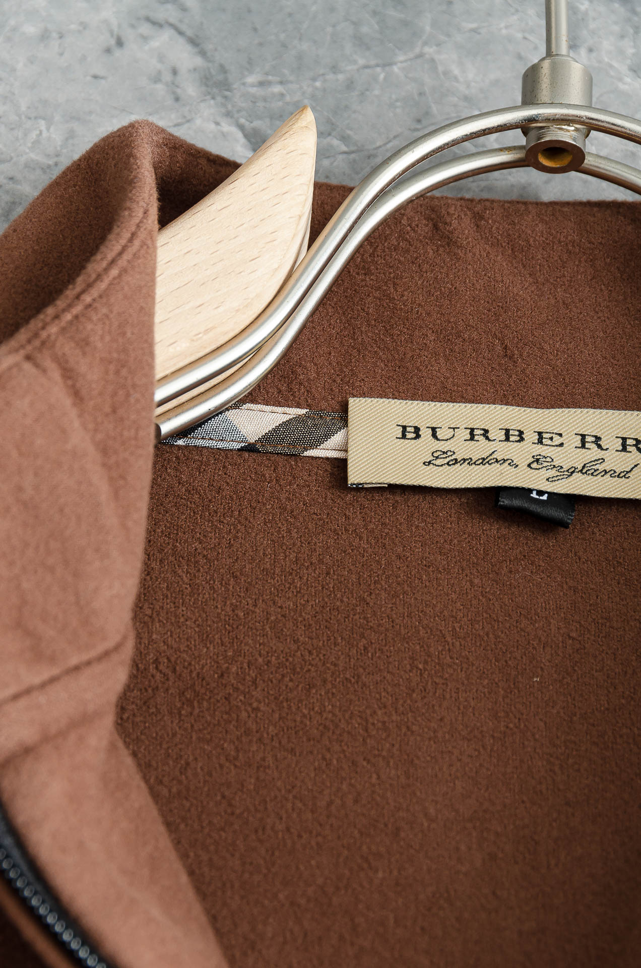 Nea# BURBE*RRY巴＊宝莉2026FW最新半拉链立领长袖衫#柔软亲肤又保暖，秋冬穿超合适!立领