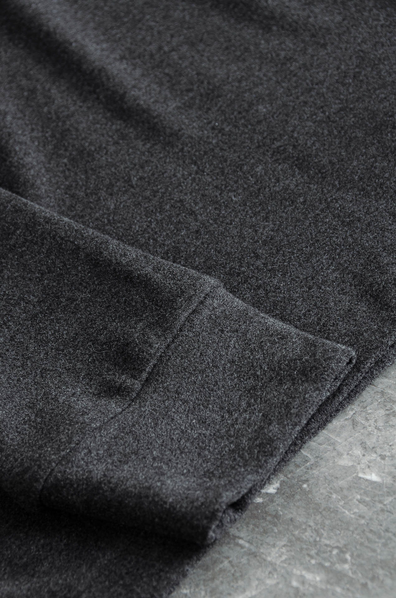 Nea# BURBE*RRY巴＊宝莉2026FW最新半拉链立领长袖衫#柔软亲肤又保暖，秋冬穿超合适!立领