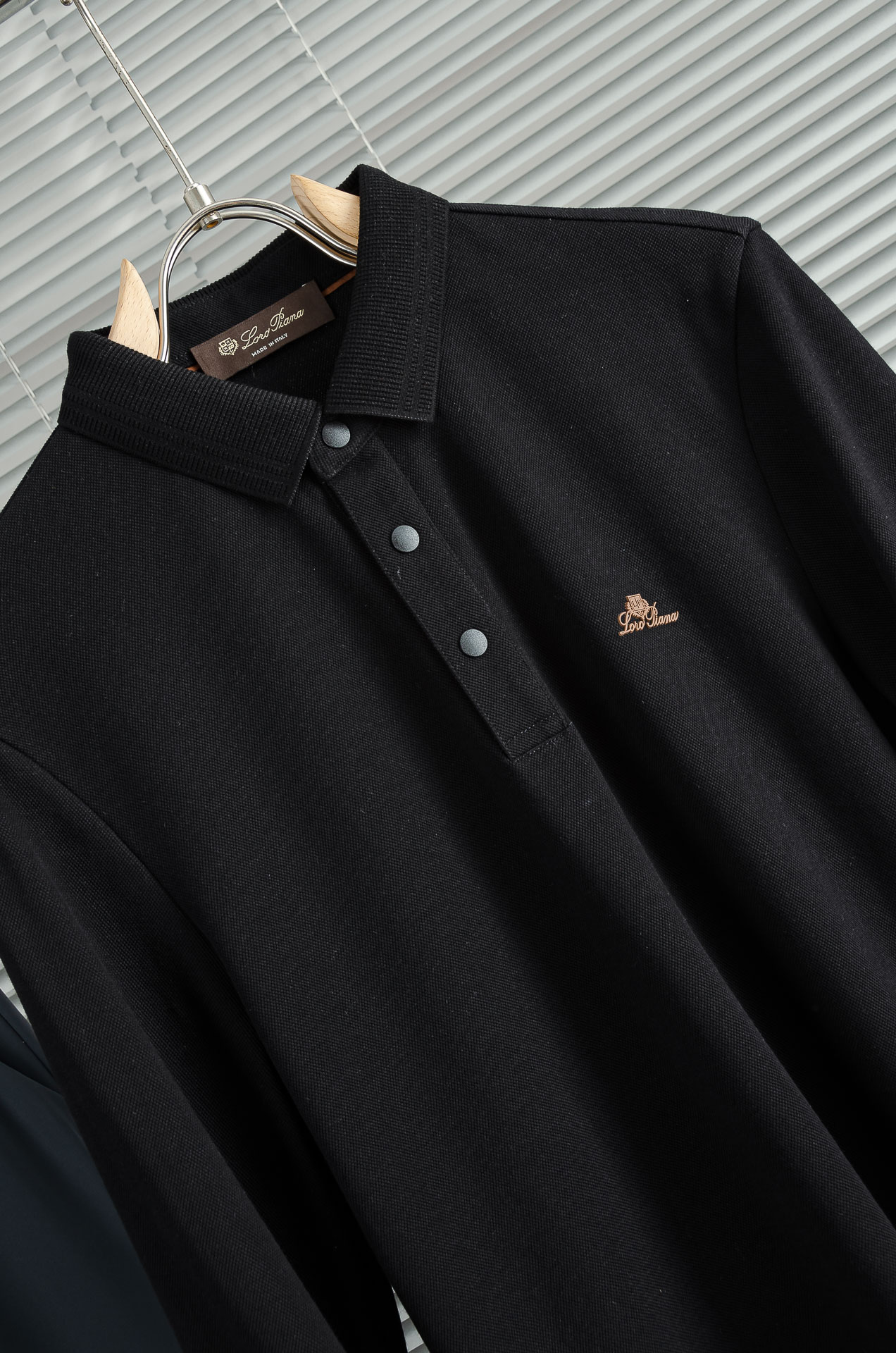 Loro Piana诺悠翩雅 2026FW新品 轻奢男士翻领长袖T恤衫#精选客供进口长绒棉采用高密度工艺